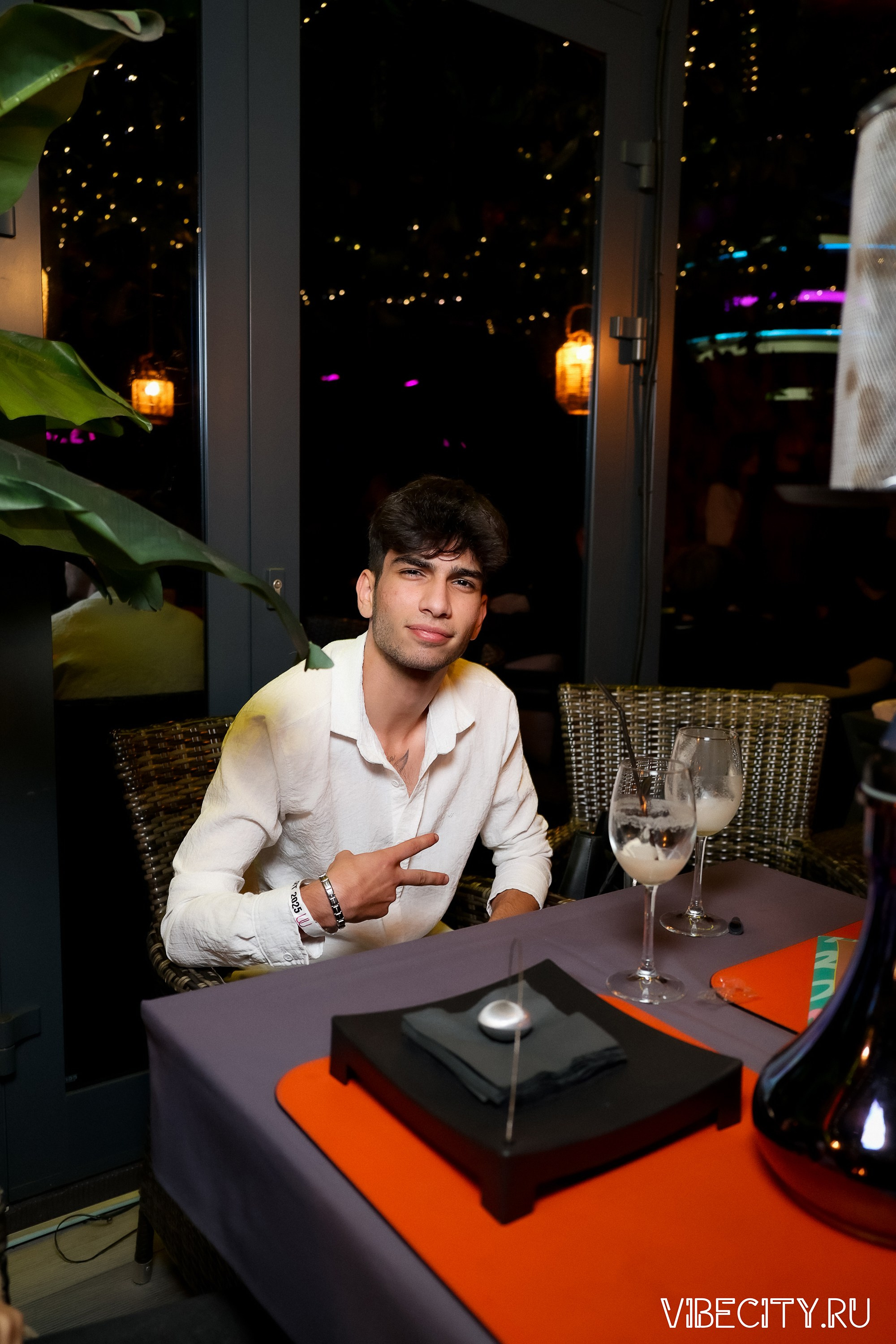 DOUBLE U. VIBECITY.RU Вайб Сити Ру Фоторепортажи Фотоотчеты Калининград