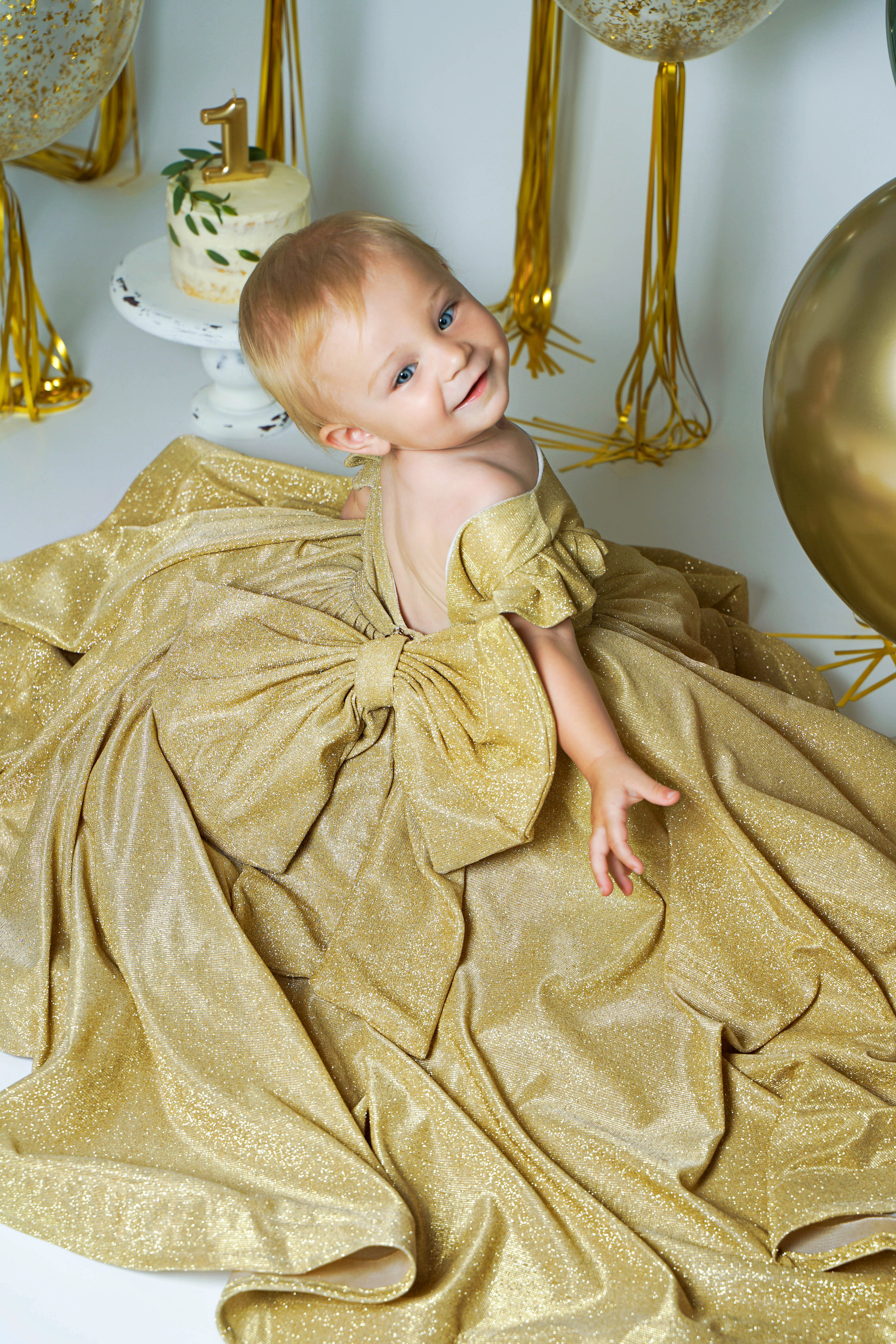 Василисе годик. Студия детской фотографии