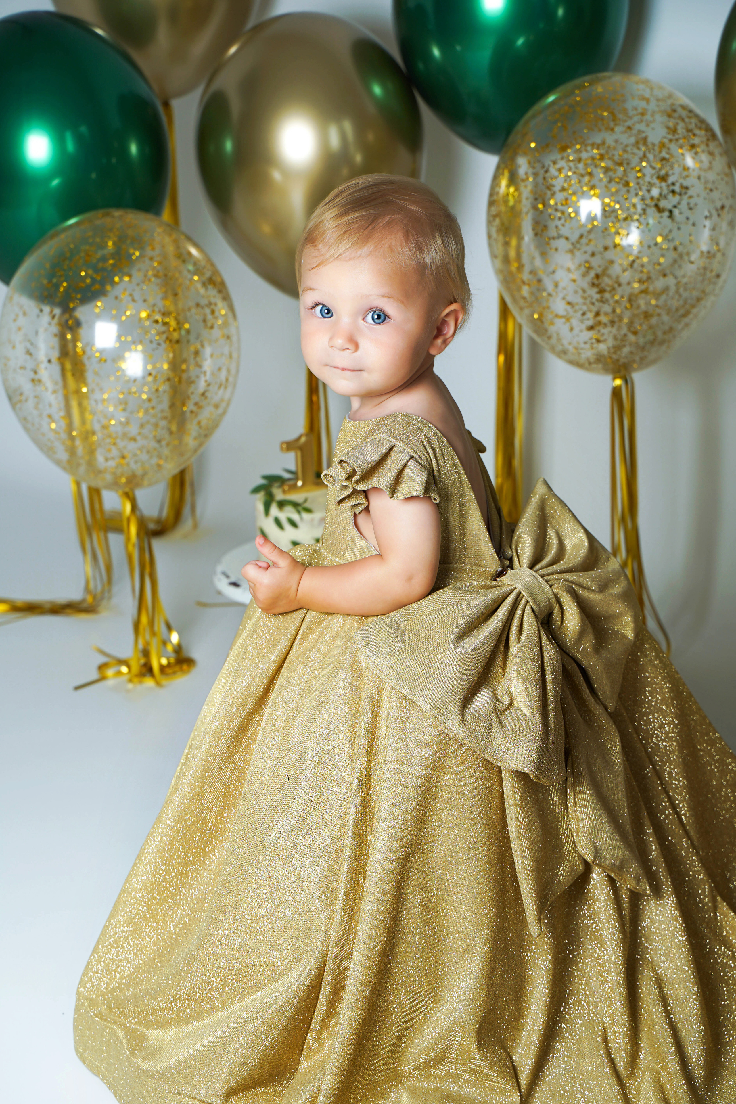 Василисе годик. Студия детской фотографии