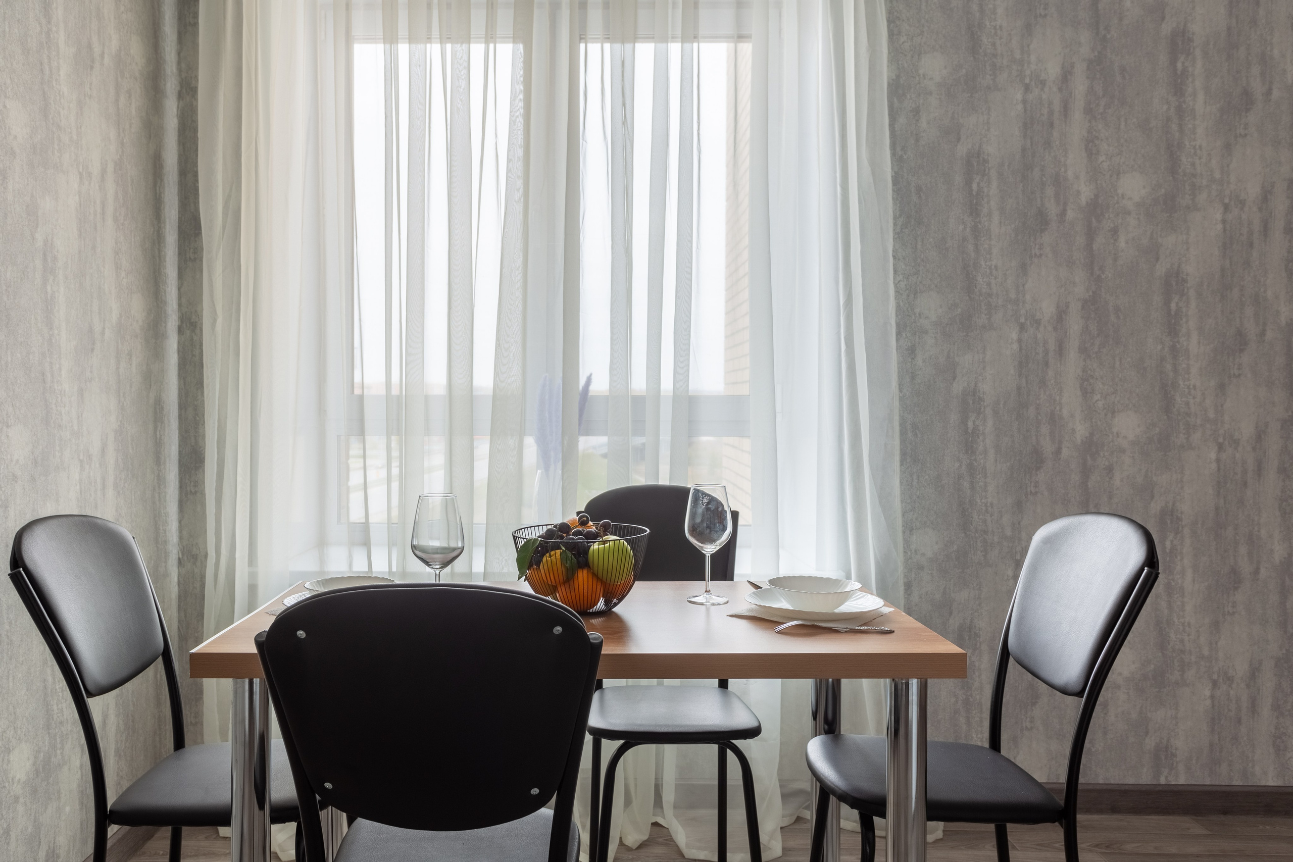 Фотосъемка для посуточной аренды по адресу пер. Светлогорский, д. 12. Интерьерный фотограф и ретушер в Красноярске Денис Антропов