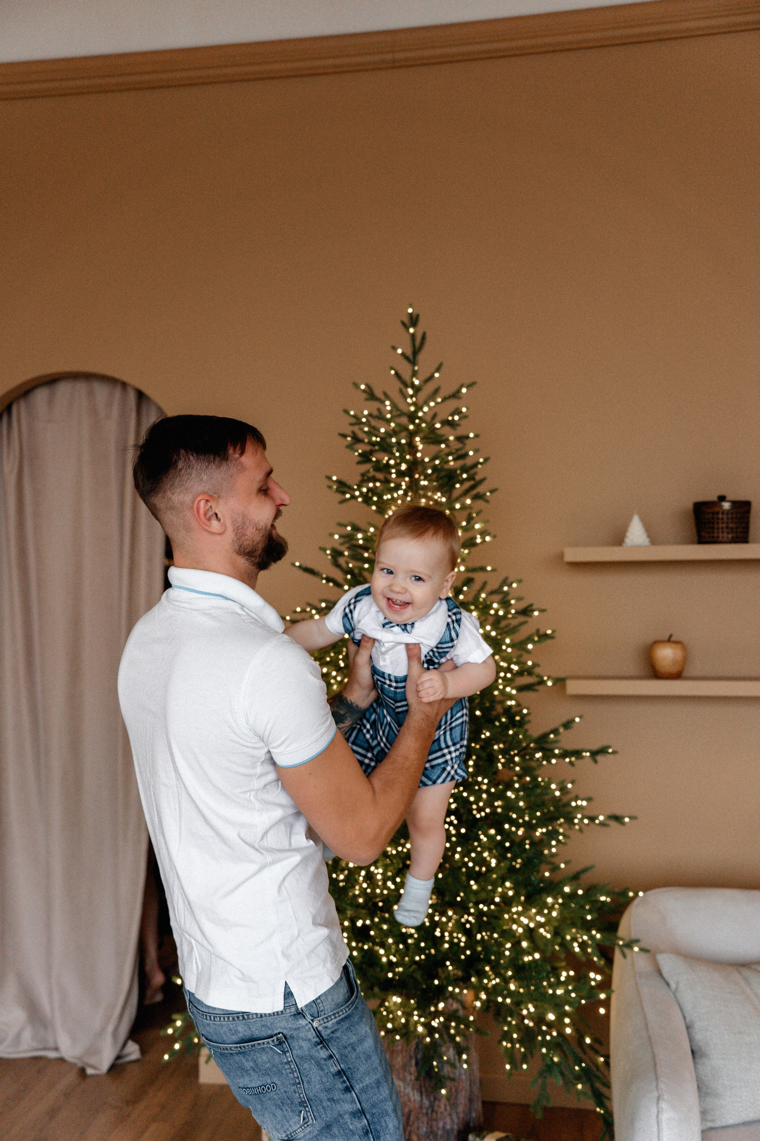 Наш сладкий малютка отметил годик. Ваш семейный фотограф в Минске — Вика Трегубова