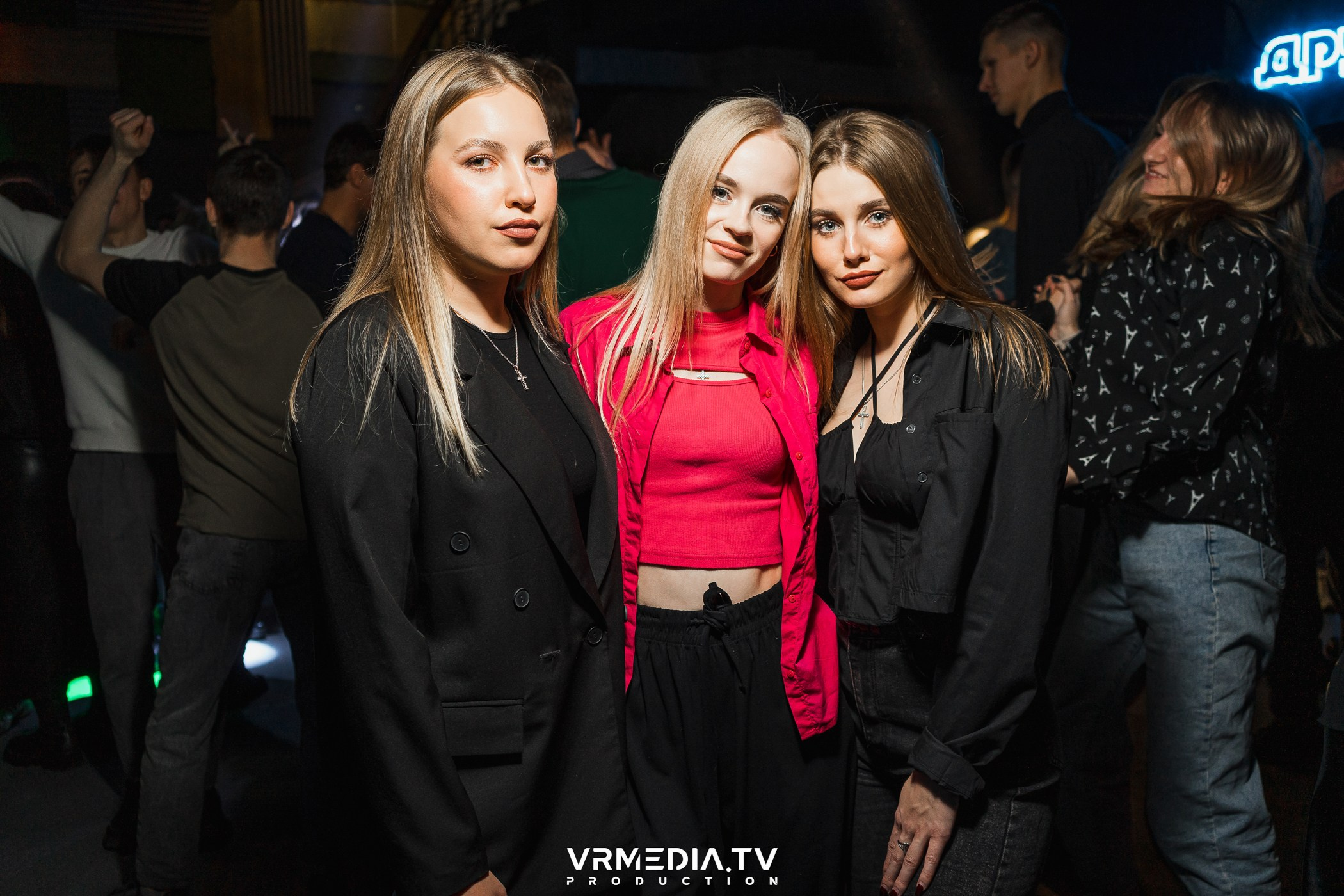 Halloween ARACHNOPHOBIA в баре «Друзья»