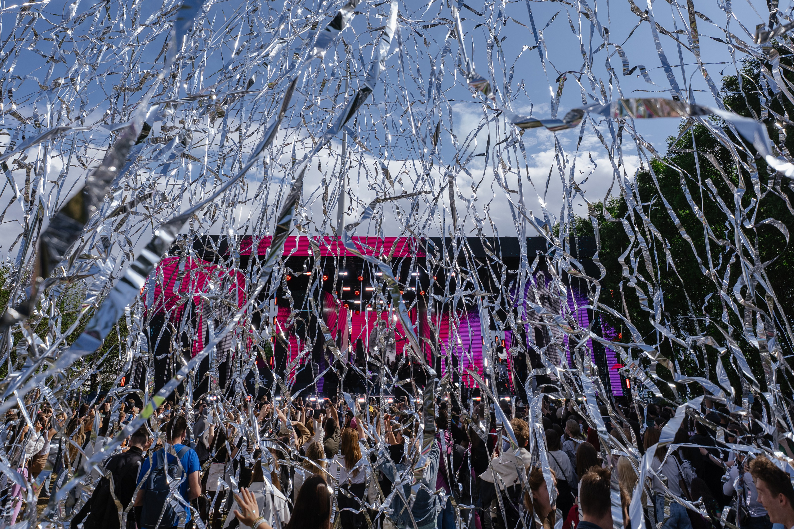 VK FEST Инфлюенсеры. Андрей Сухинин репортажный свадебный фотограф Санкт-Петербург