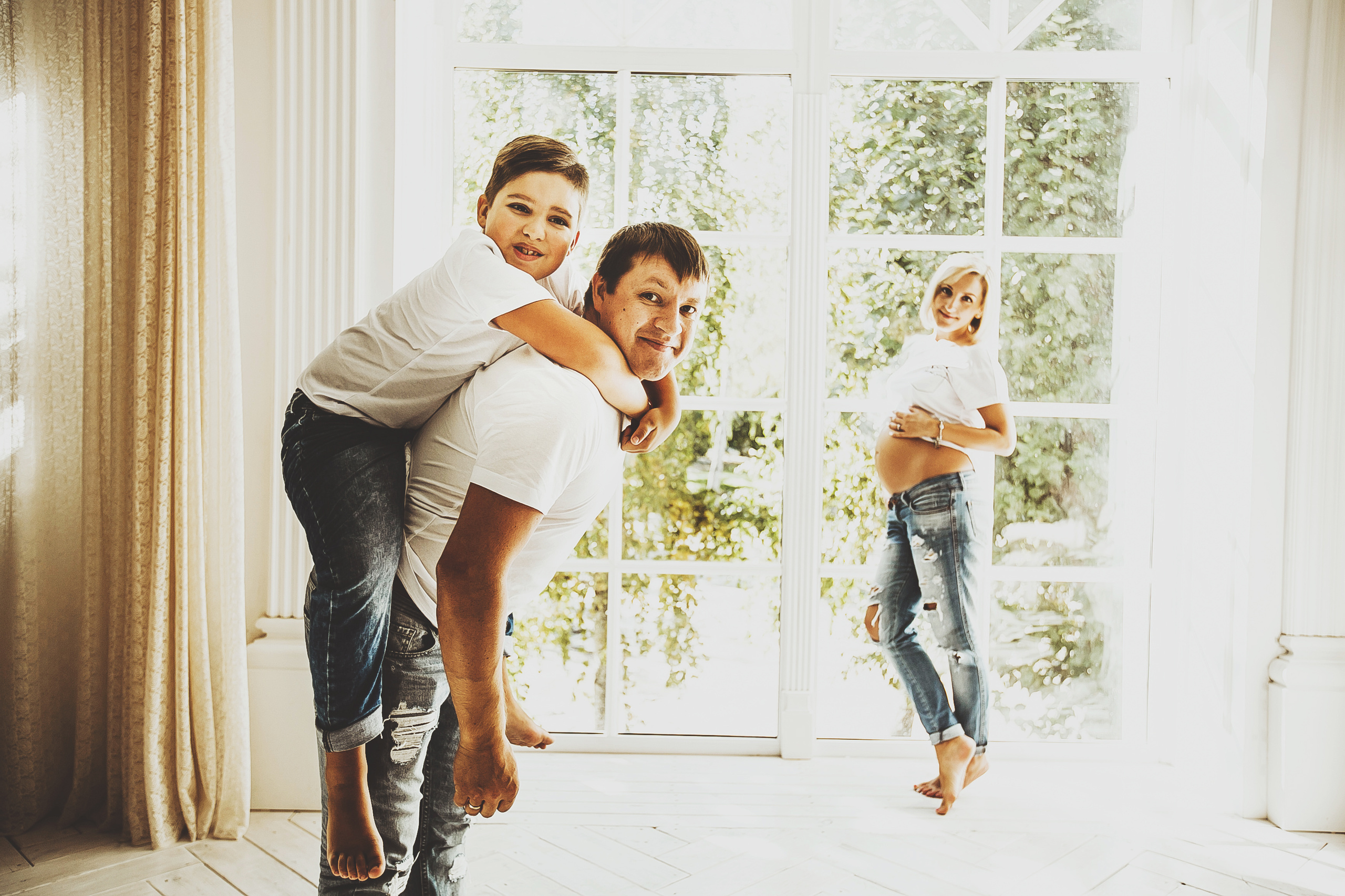 История одной семьи. В ожидании братика и сыночка. Фотограф Полина Егорова город Тюмень