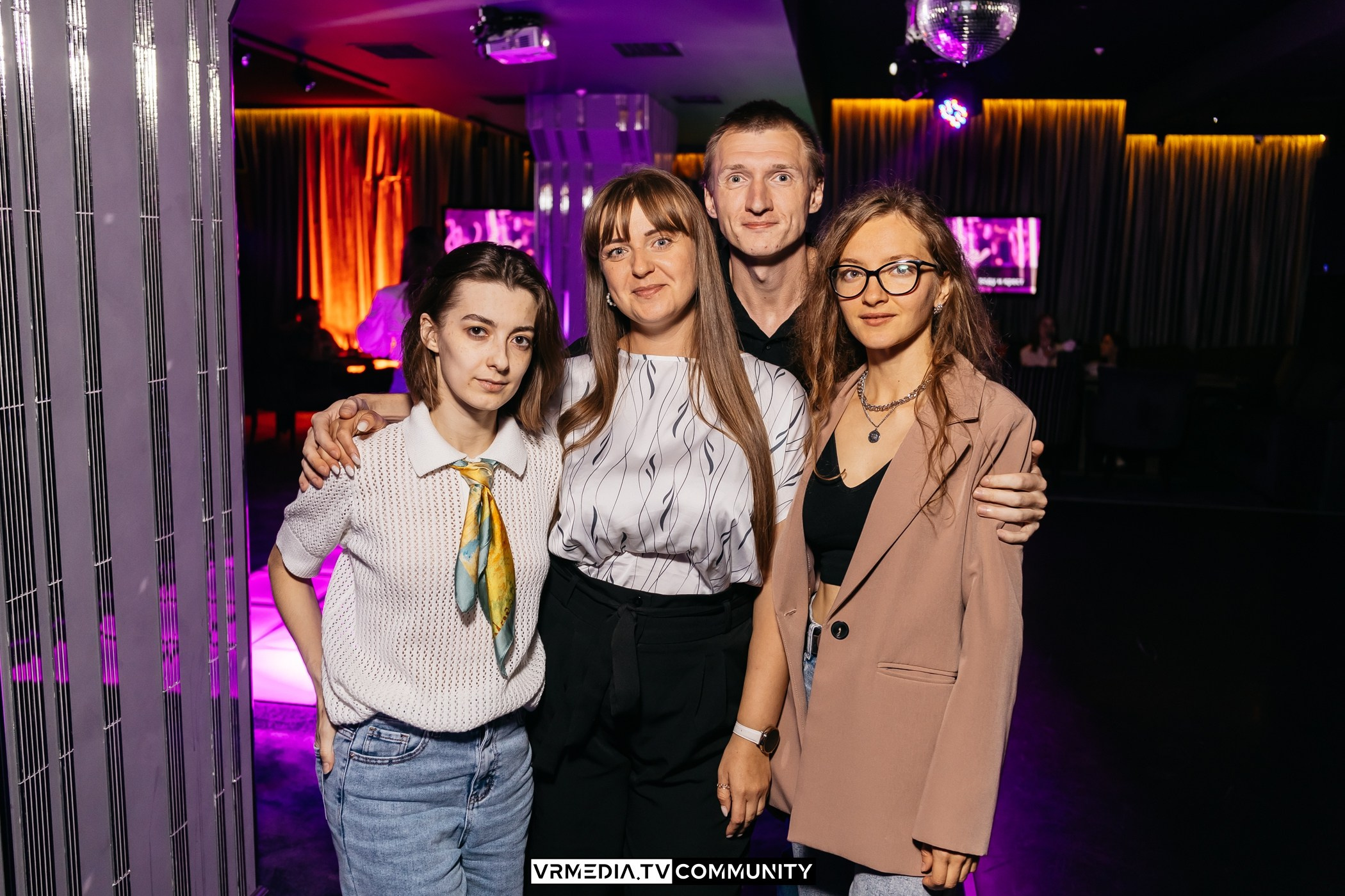 Выходные в караоке-баре «Volna»