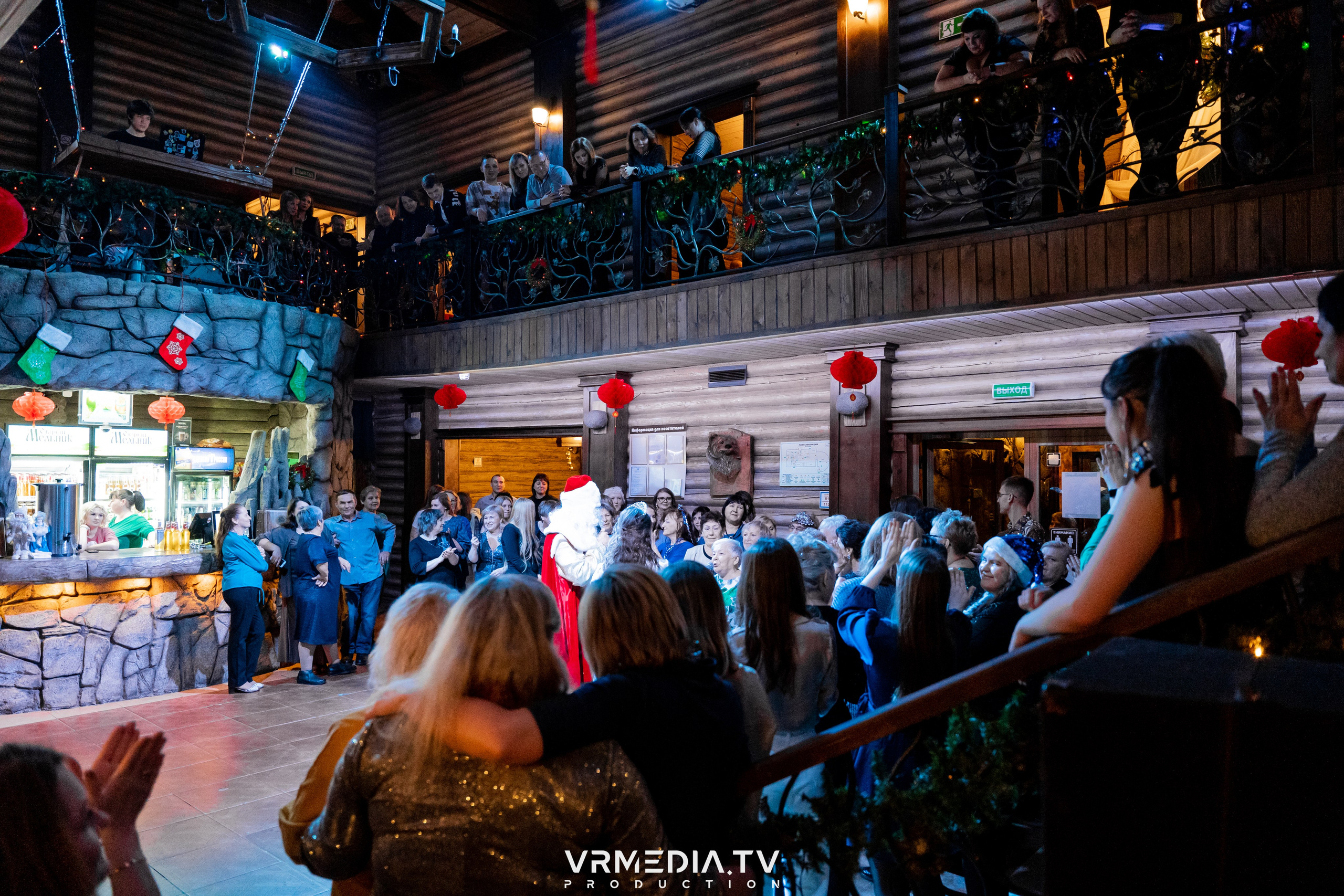 Новогодний вечер «У Петровича»