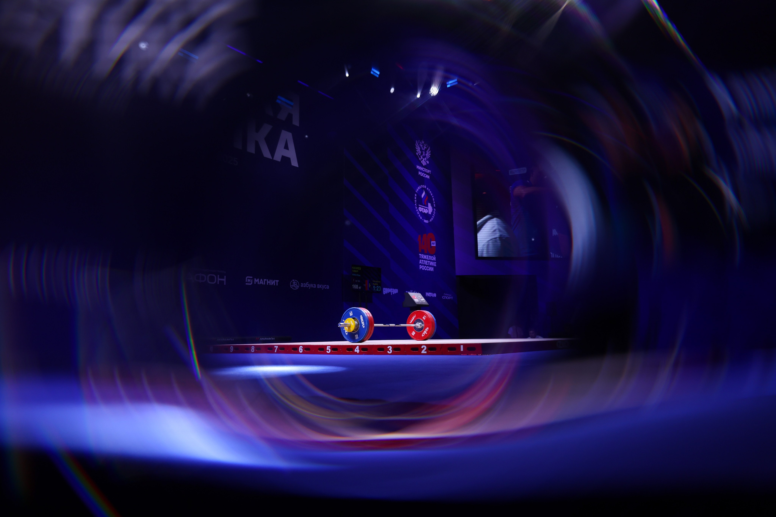 Чемпионат России по тяжелой атлетике 2025. Спортивный и репортажный фотограф Антон Тереханов