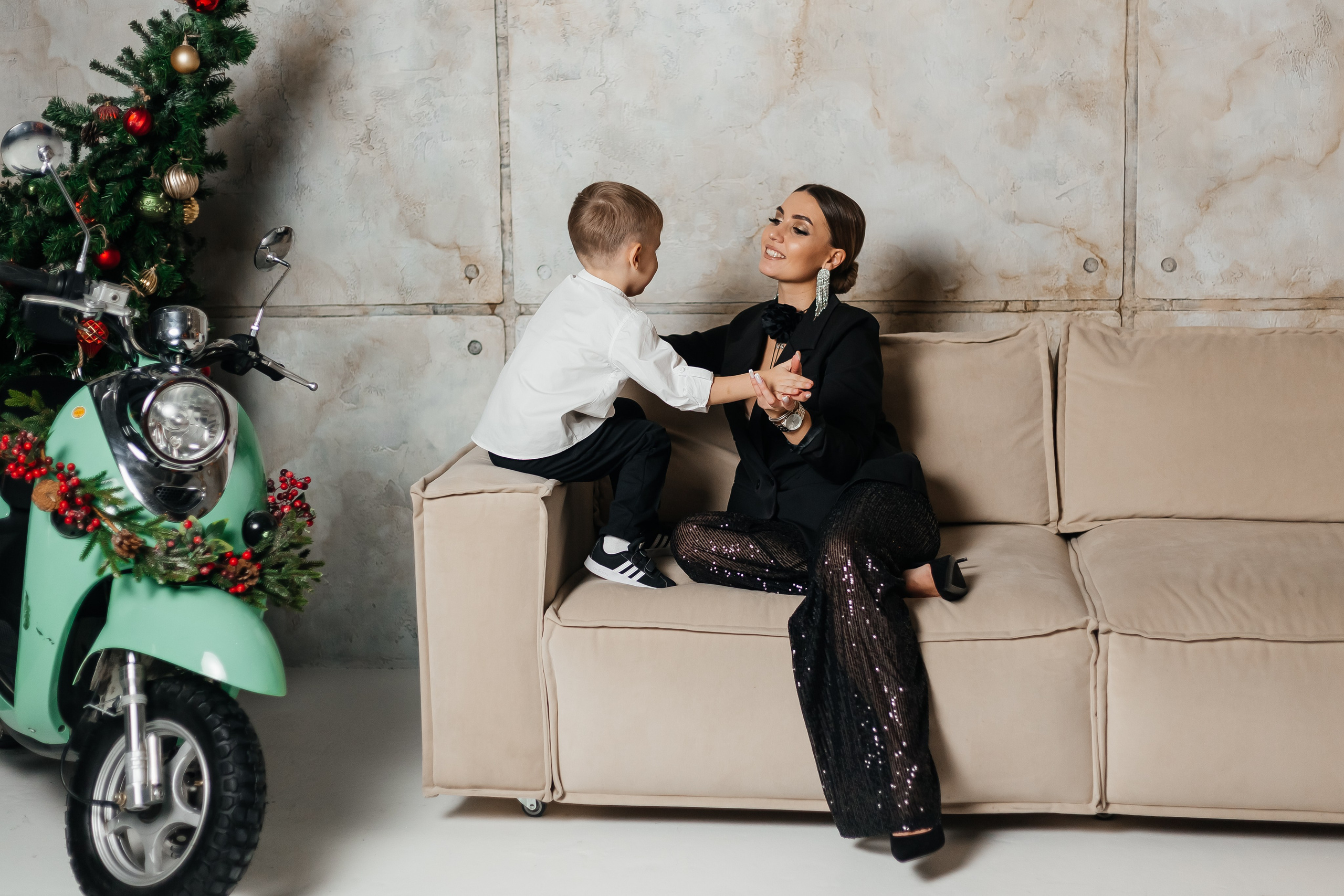 Мама и сын. Фотограф Мария Новоселова. Сургут