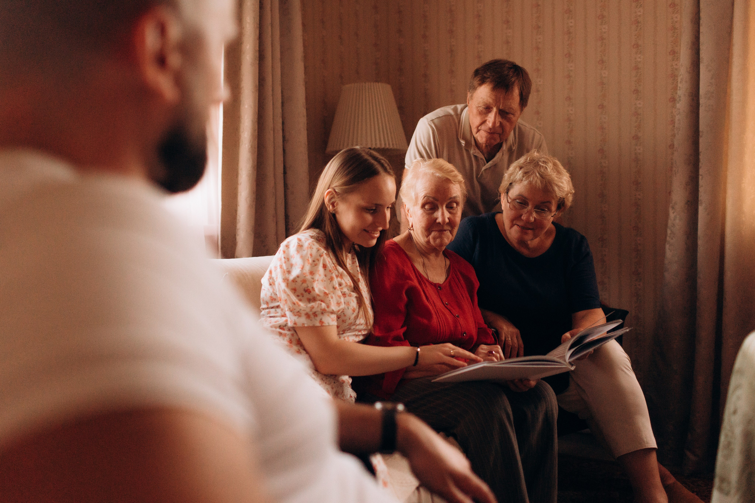 Семейная фотосессия с бабушками и дедушками. Семейный фотограф в Санкт-Петербурге — Лена Тимина