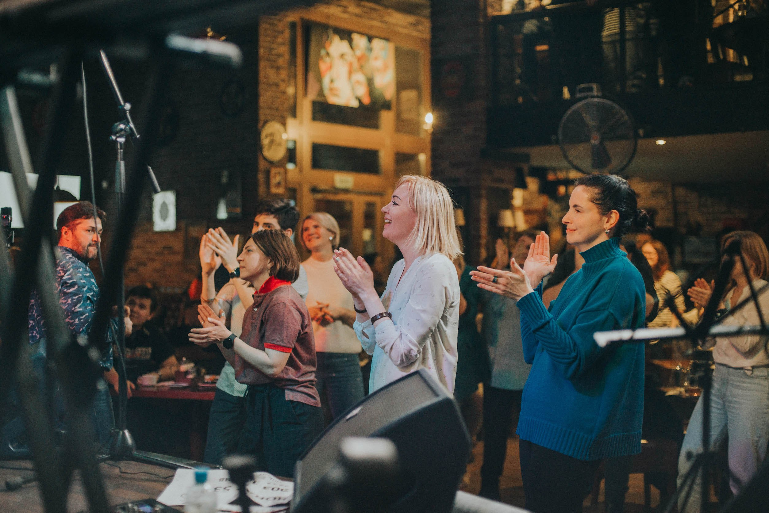 LifePub 16.03.2022. Московская кавер-группа BankBand