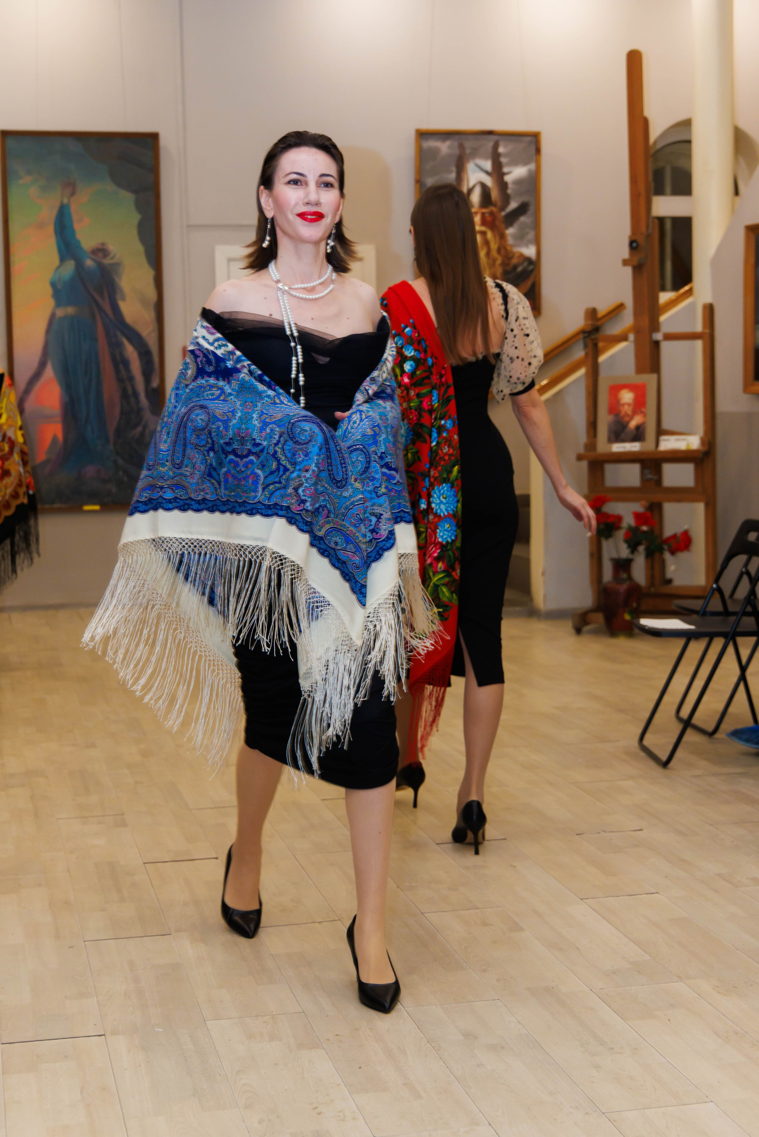 Показ в Музее славянской культуры, 2025. Коллекционер и искусствовед Олеся Ястребова