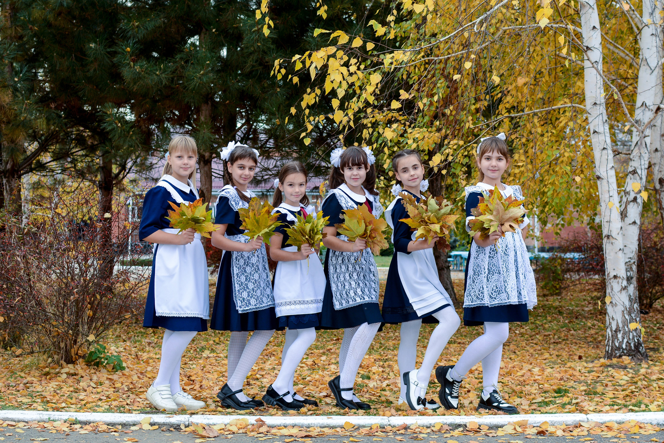 Фотосессия для альбома в классе и на улице. Вячеслав Скрипник Фотограф Краснодар