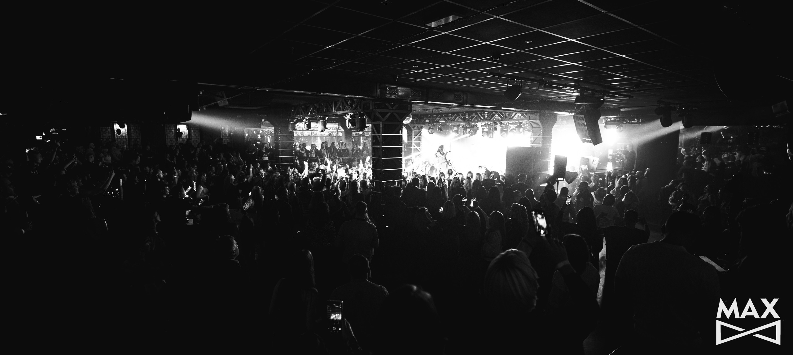 NIGHT CLUB «MAX». Фотограф Великий Новгород Артем Чернецкий