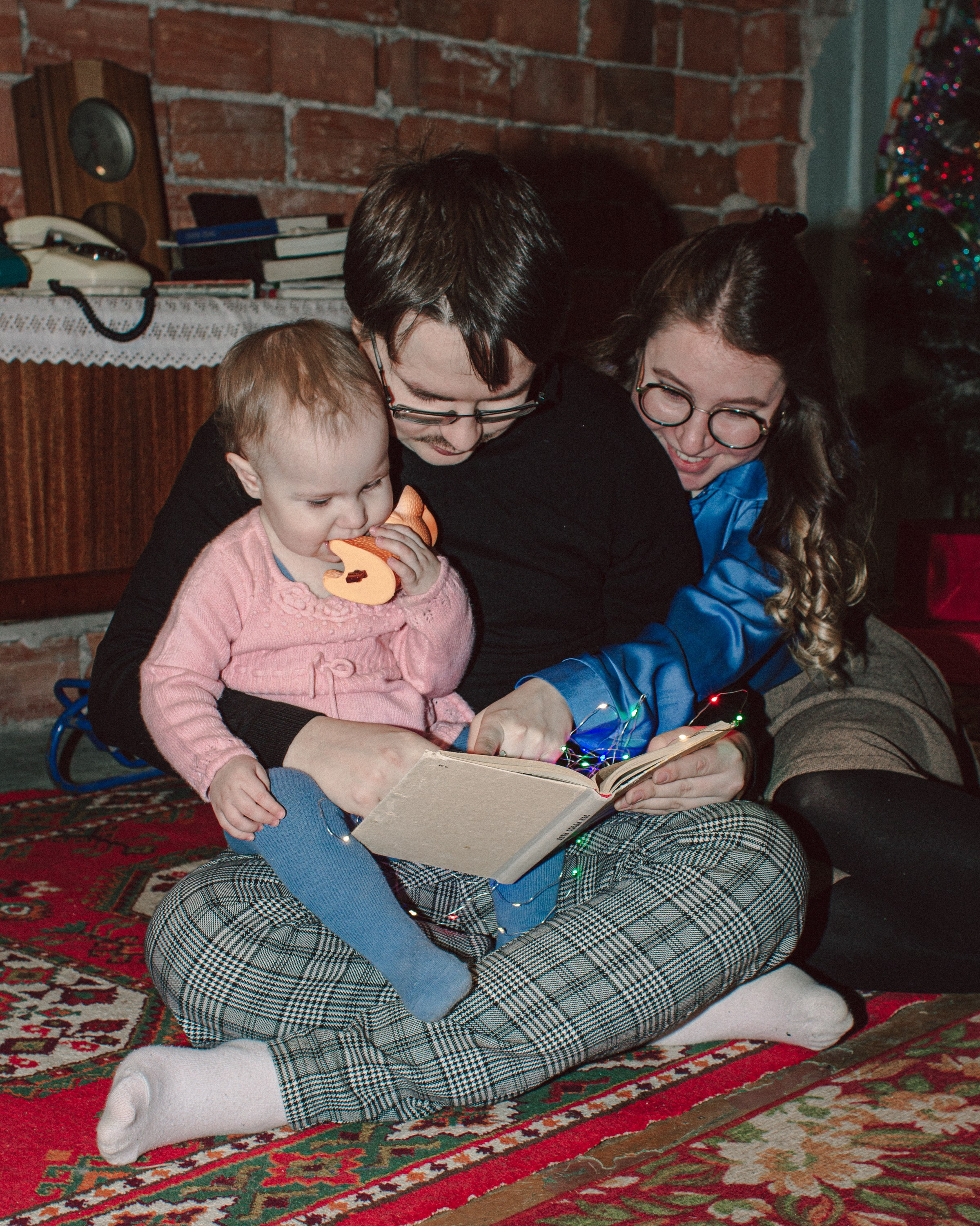 Семейная новогодняя фотосессия в стиле СССР в Нижнем Новгороде