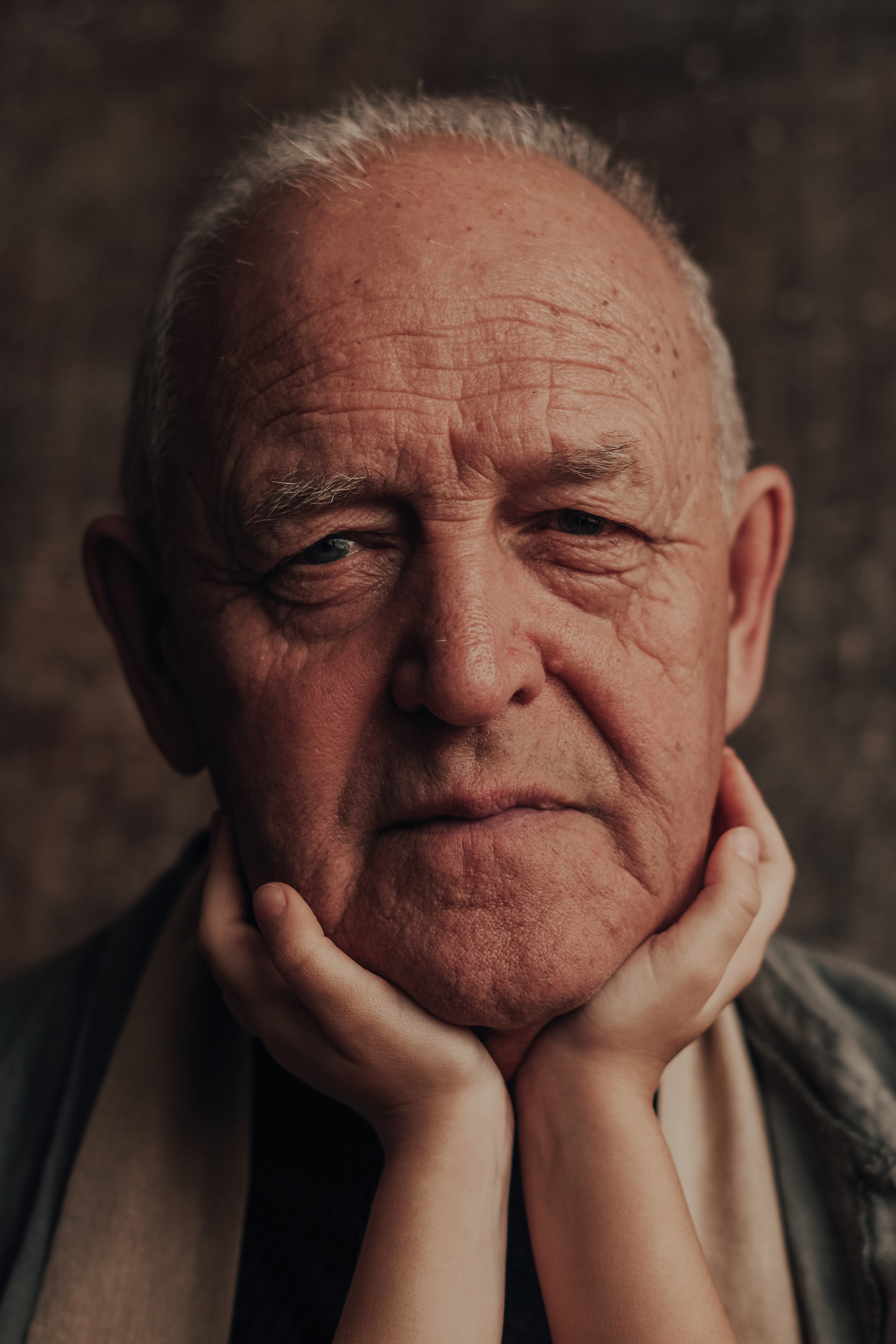 Гончарная мастерская. Дедушка и внучка. Семейный фотограф Пятигорск, Кисловодск, Эльбрус. Марина Вяликова