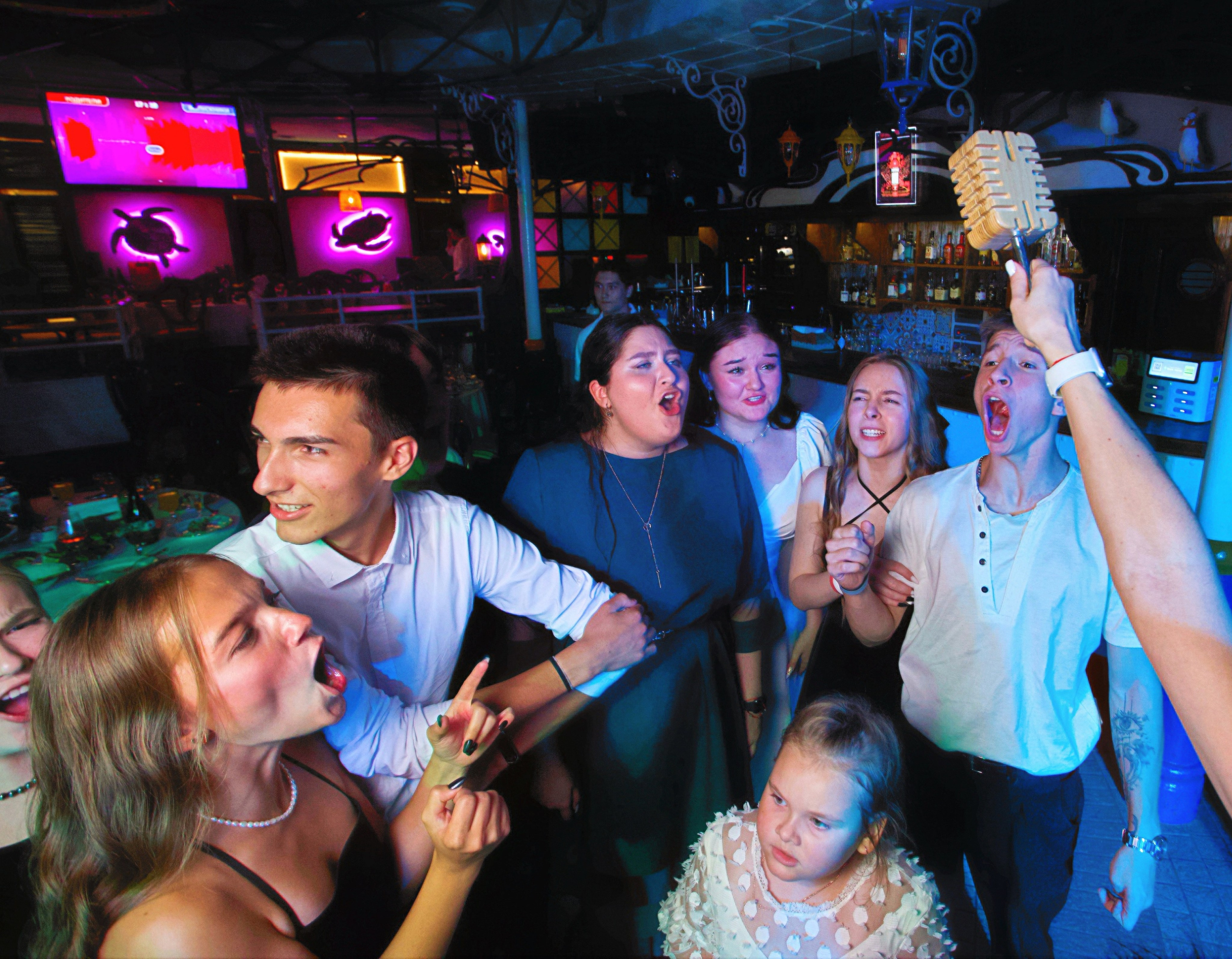 ВЫПУСКНОЙ «КОКОМО» 27.06.24. Репортажный фотограф Анапа