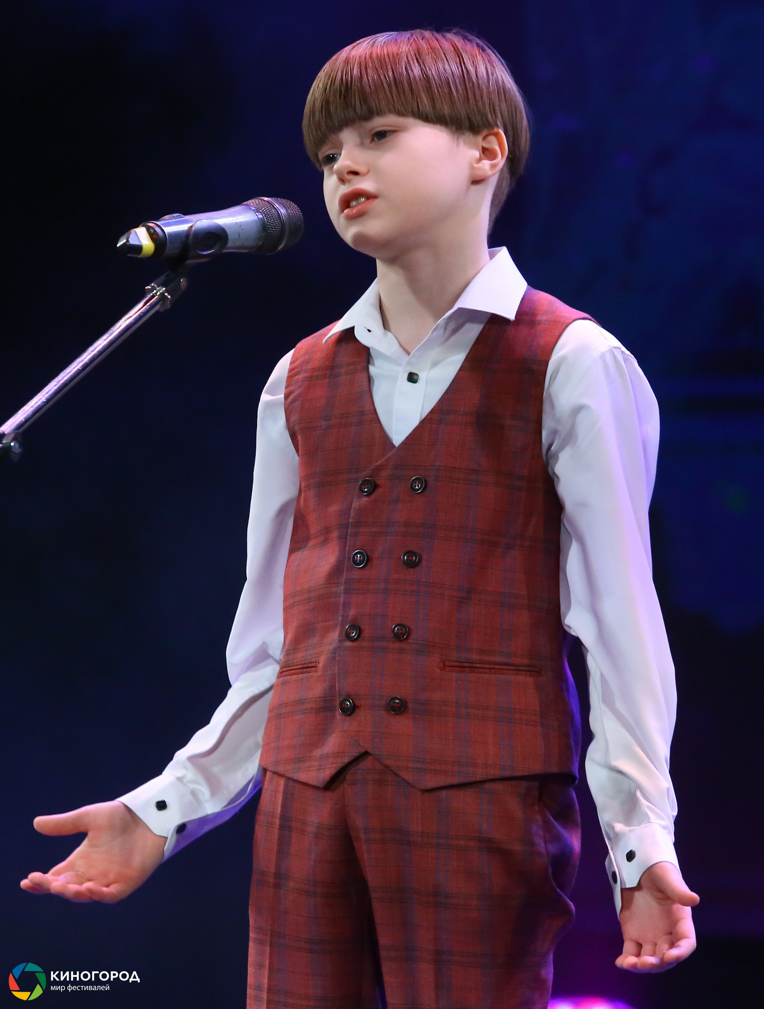 9 марта, конкурс, г. Екатеринбург. Золотое яблочко