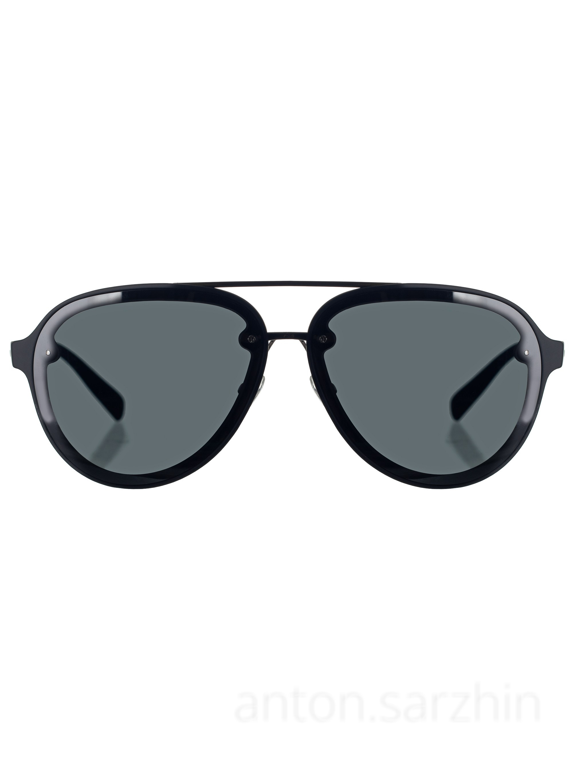 Съемка черных очков фронтально