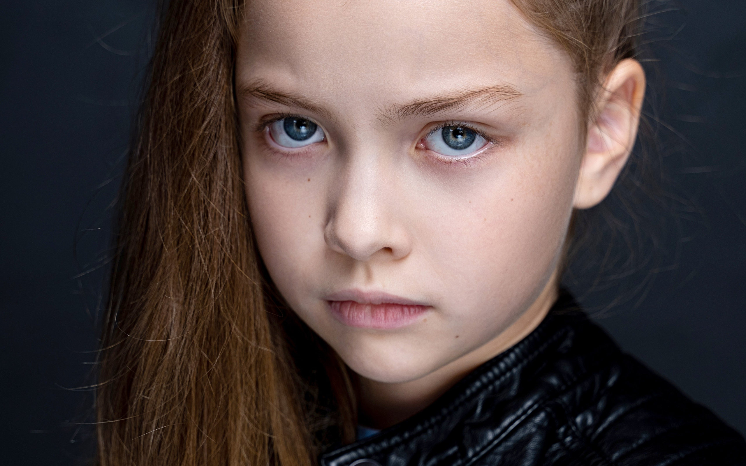 Портретный фотограф. Актёрское портфолио