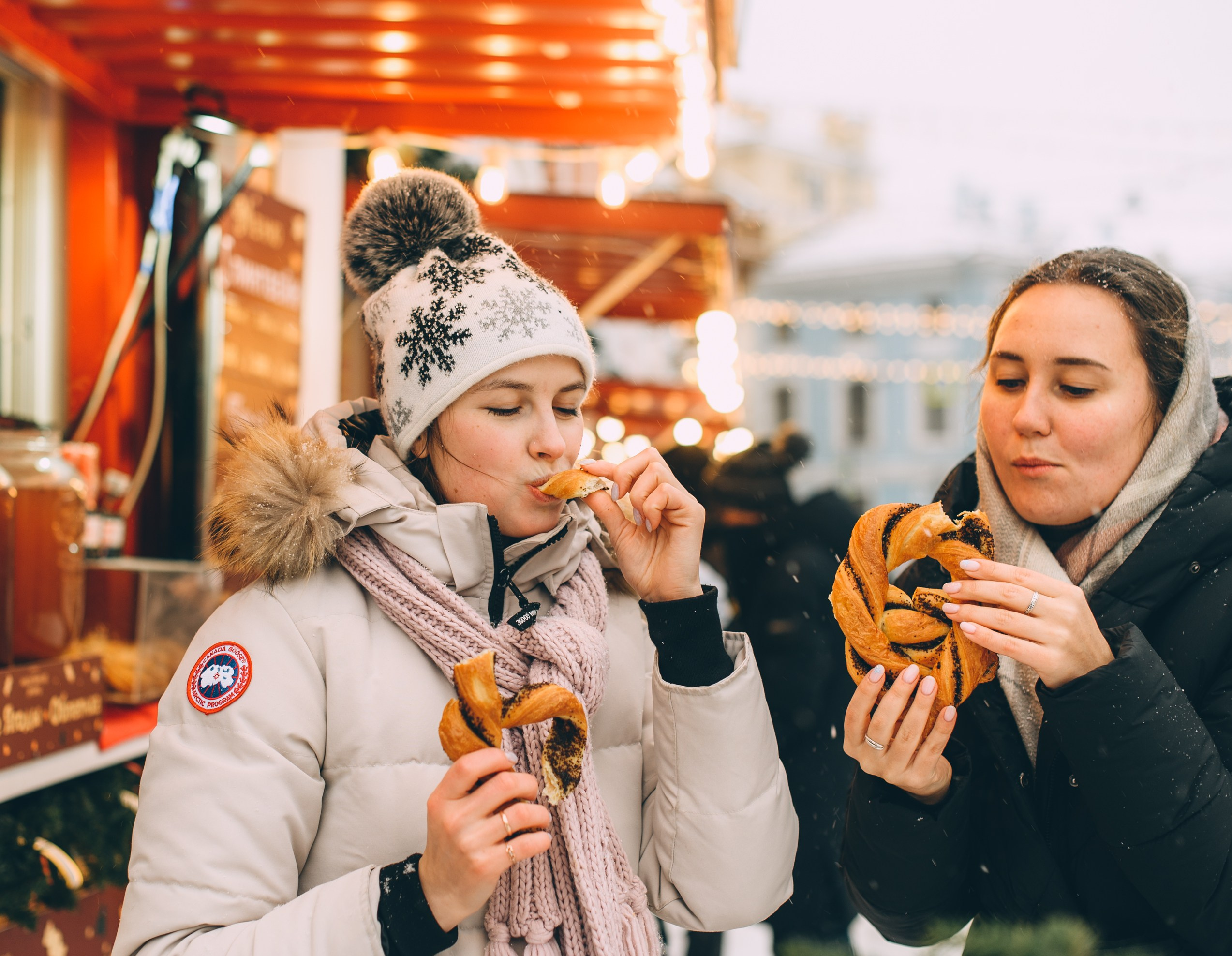 Рождественская ярмарка с подружкой. Свадебный и семейный фотограф София Невская
