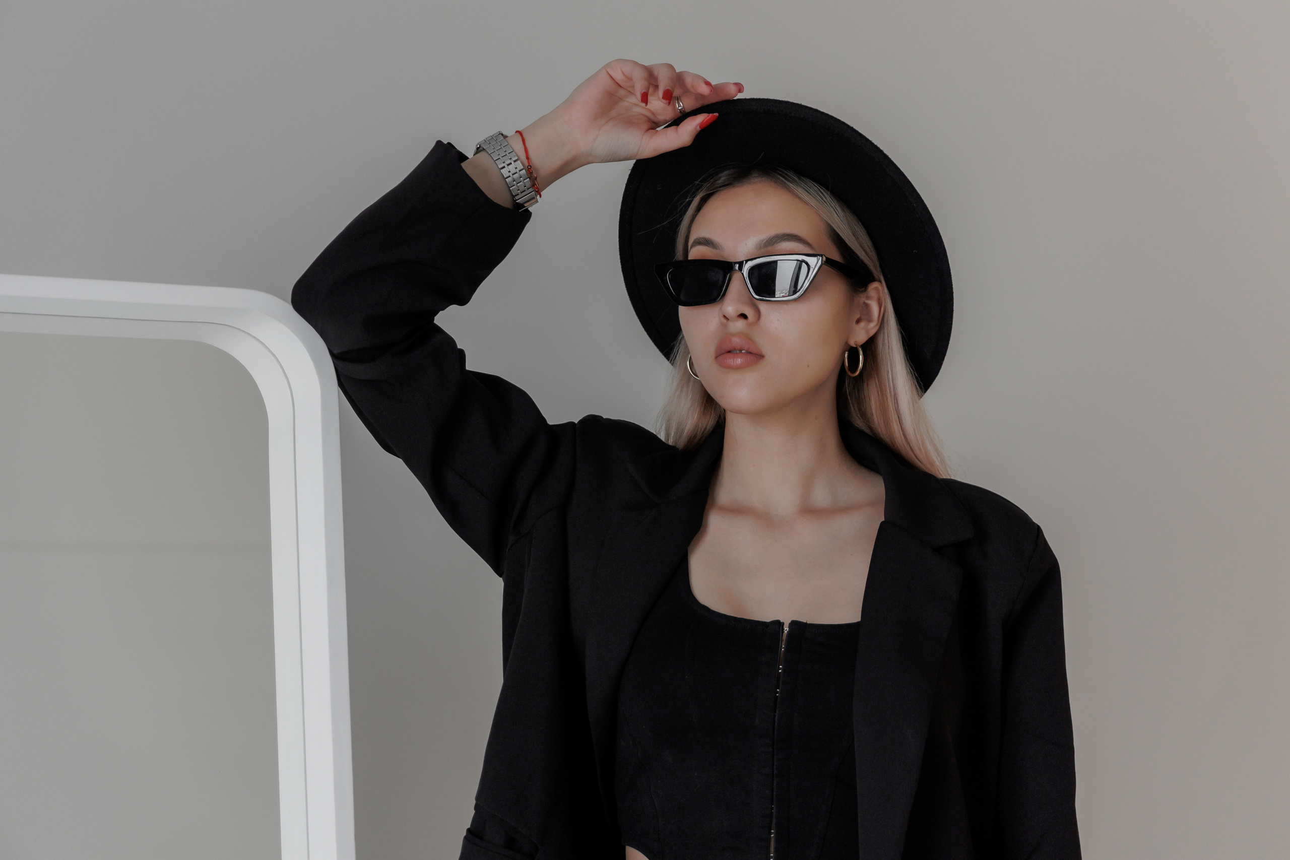 Фото для женского коллектива барбер-шоп. Фотограф, видеограф