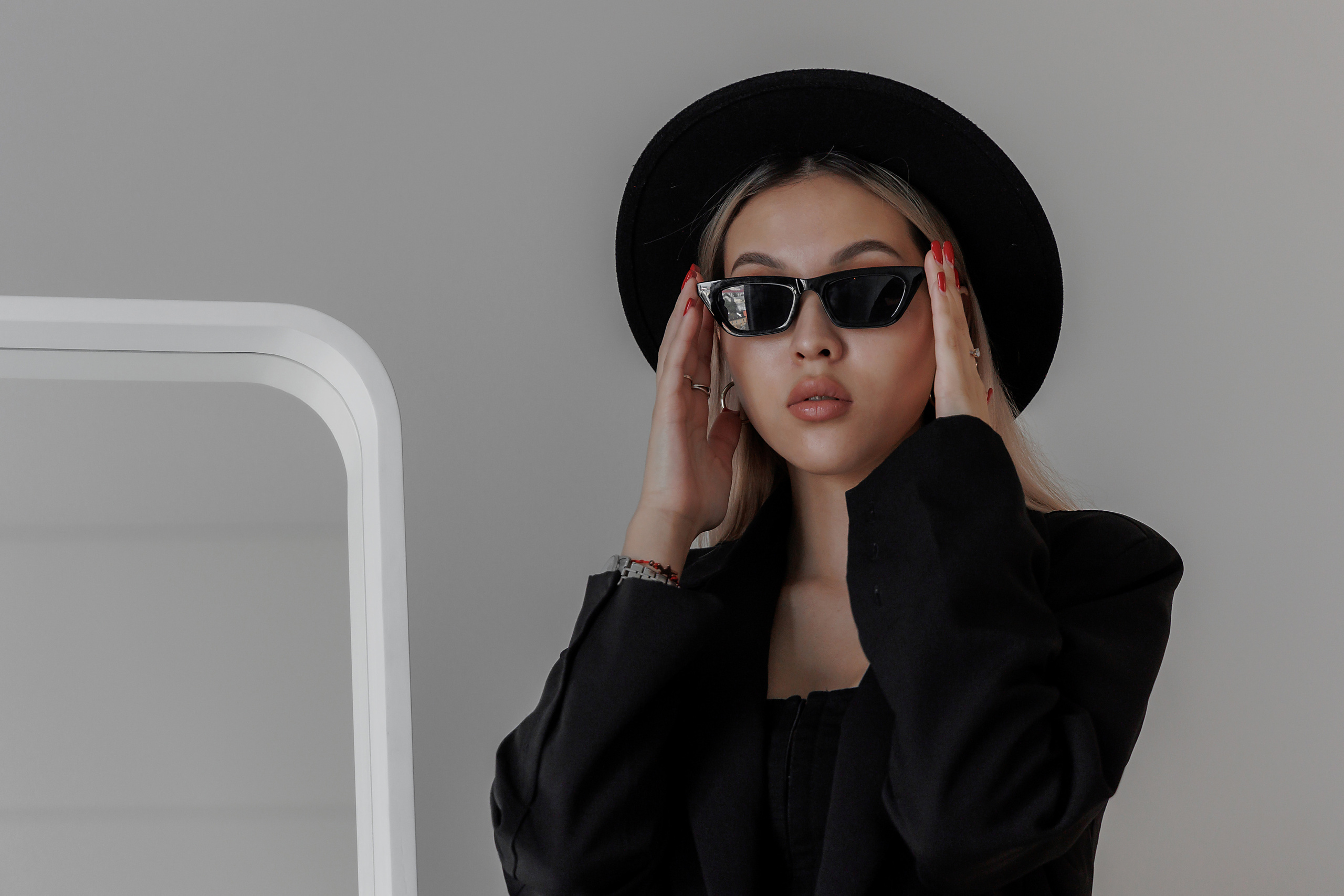 Фото для женского коллектива барбер-шоп. Фотограф, видеограф