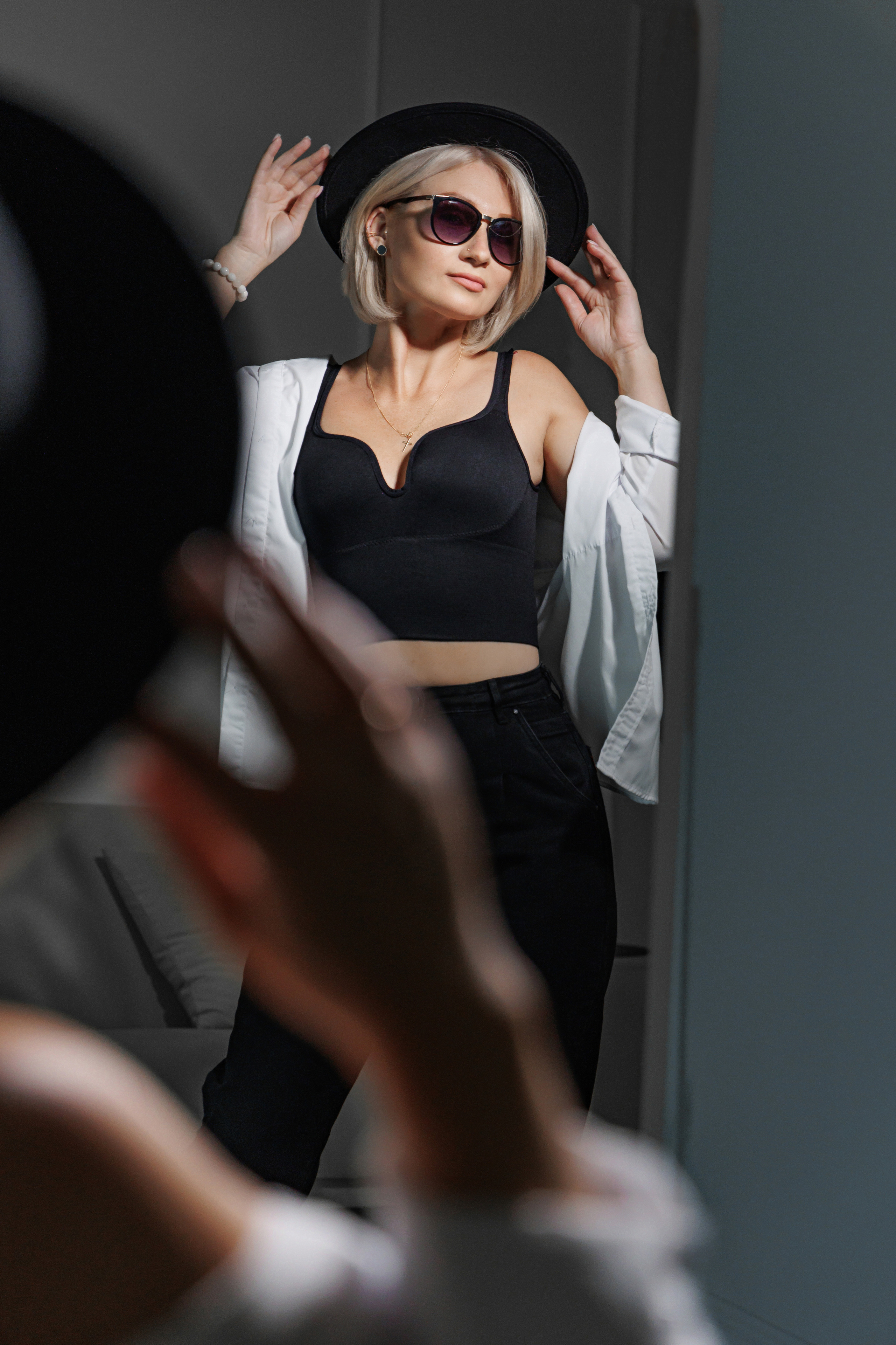 Фото для женского коллектива барбер-шоп. Фотограф, видеограф