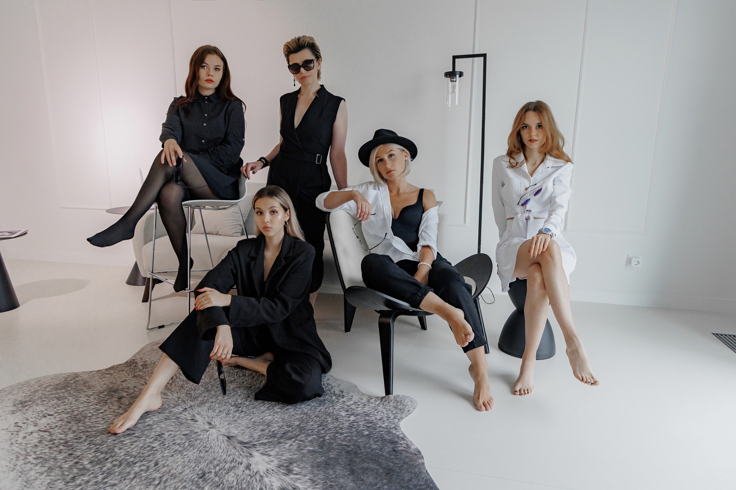 Фото для женского коллектива барбер-шоп. Фотограф, видеограф