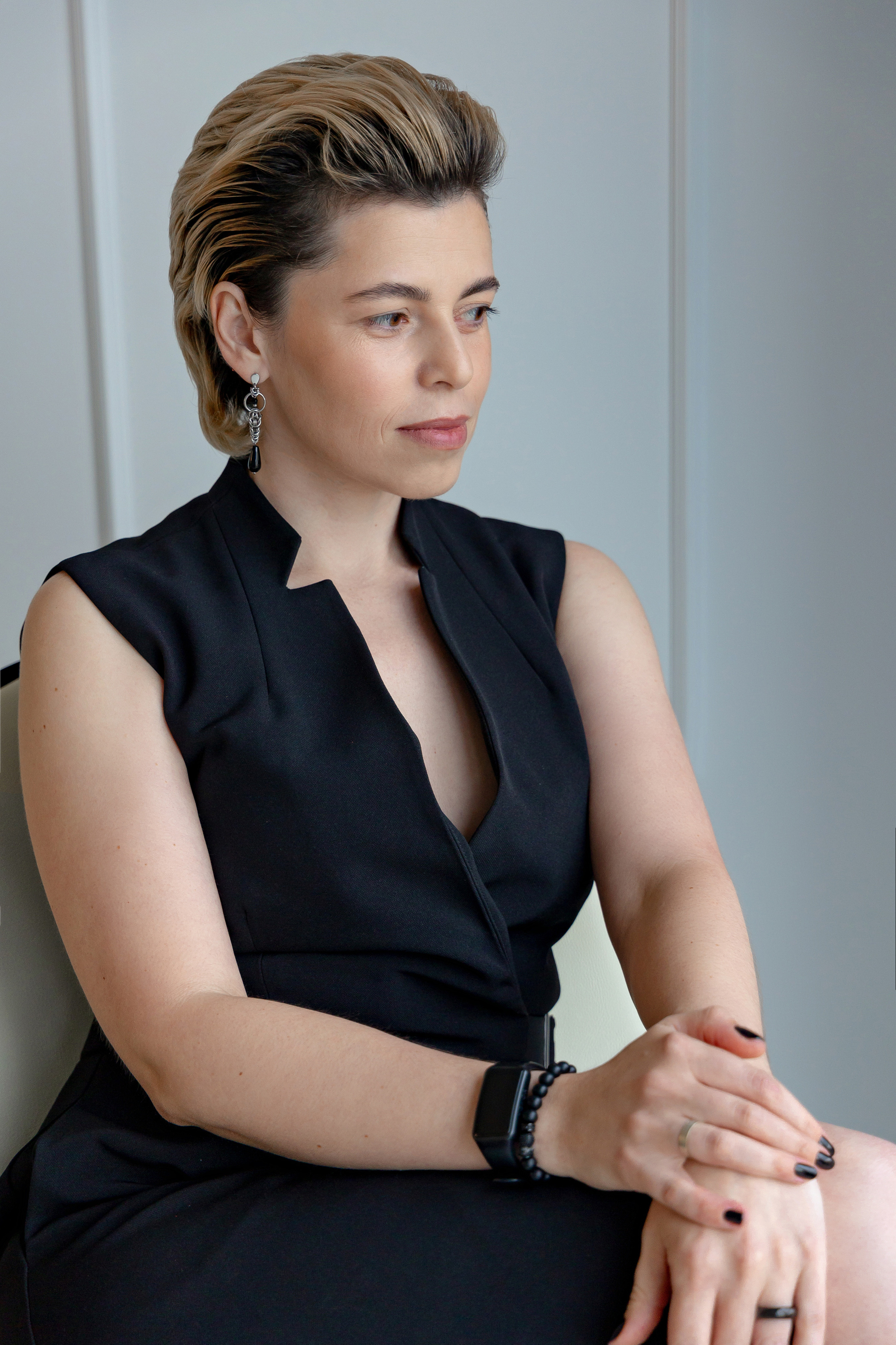 Фото для женского коллектива барбер-шоп. Фотограф, видеограф