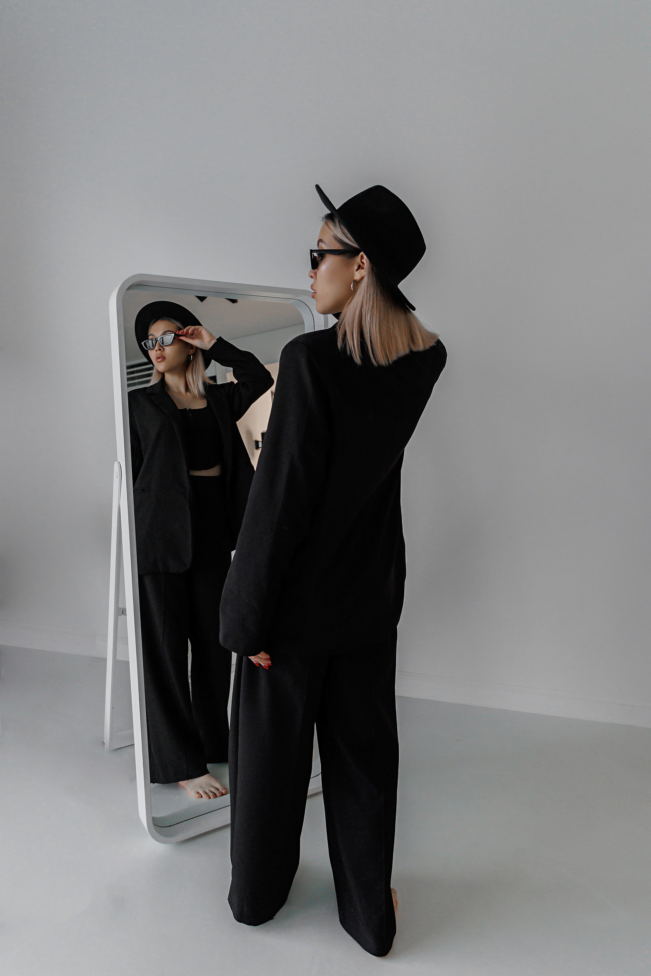 Фото для женского коллектива барбер-шоп. Фотограф, видеограф