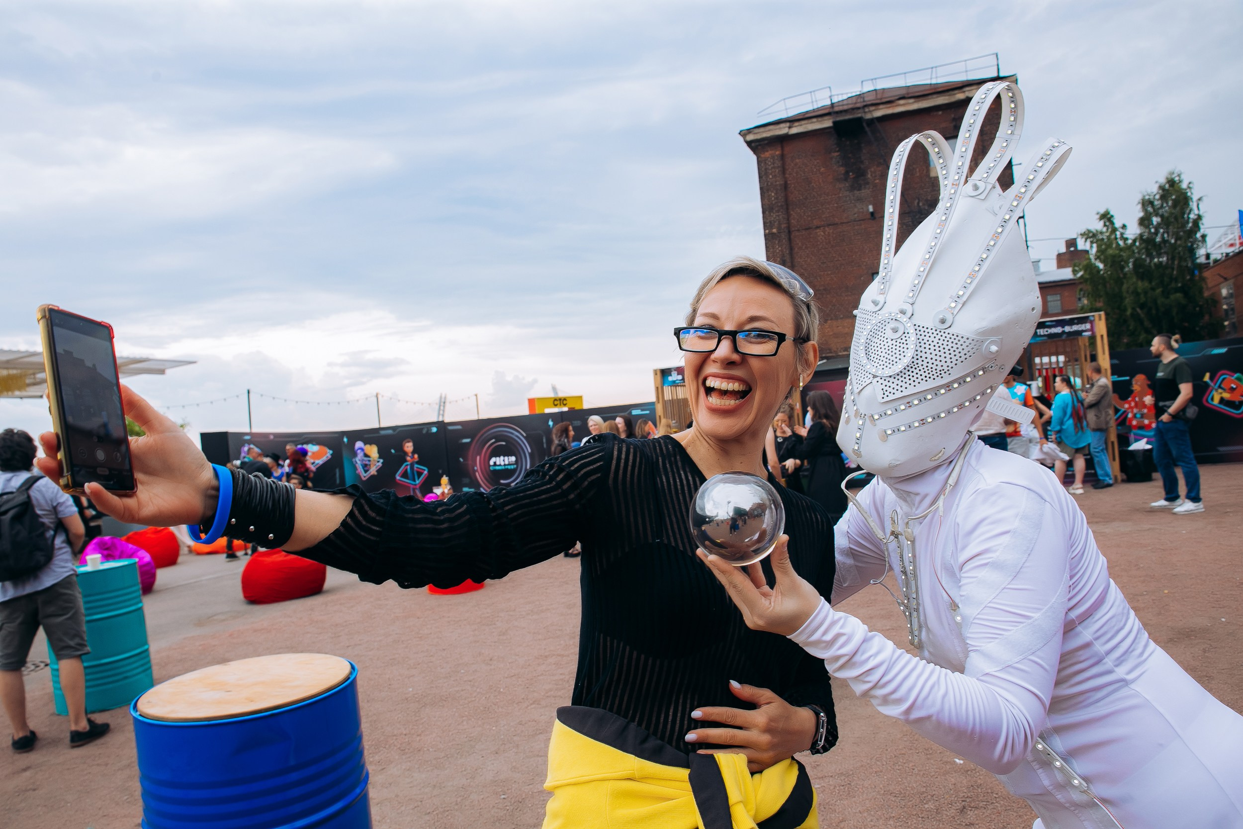 IOWA на Ciber FEST в Брусницын Холл. Иван Зал — репортажный фотограф в Санкт-Петербурге