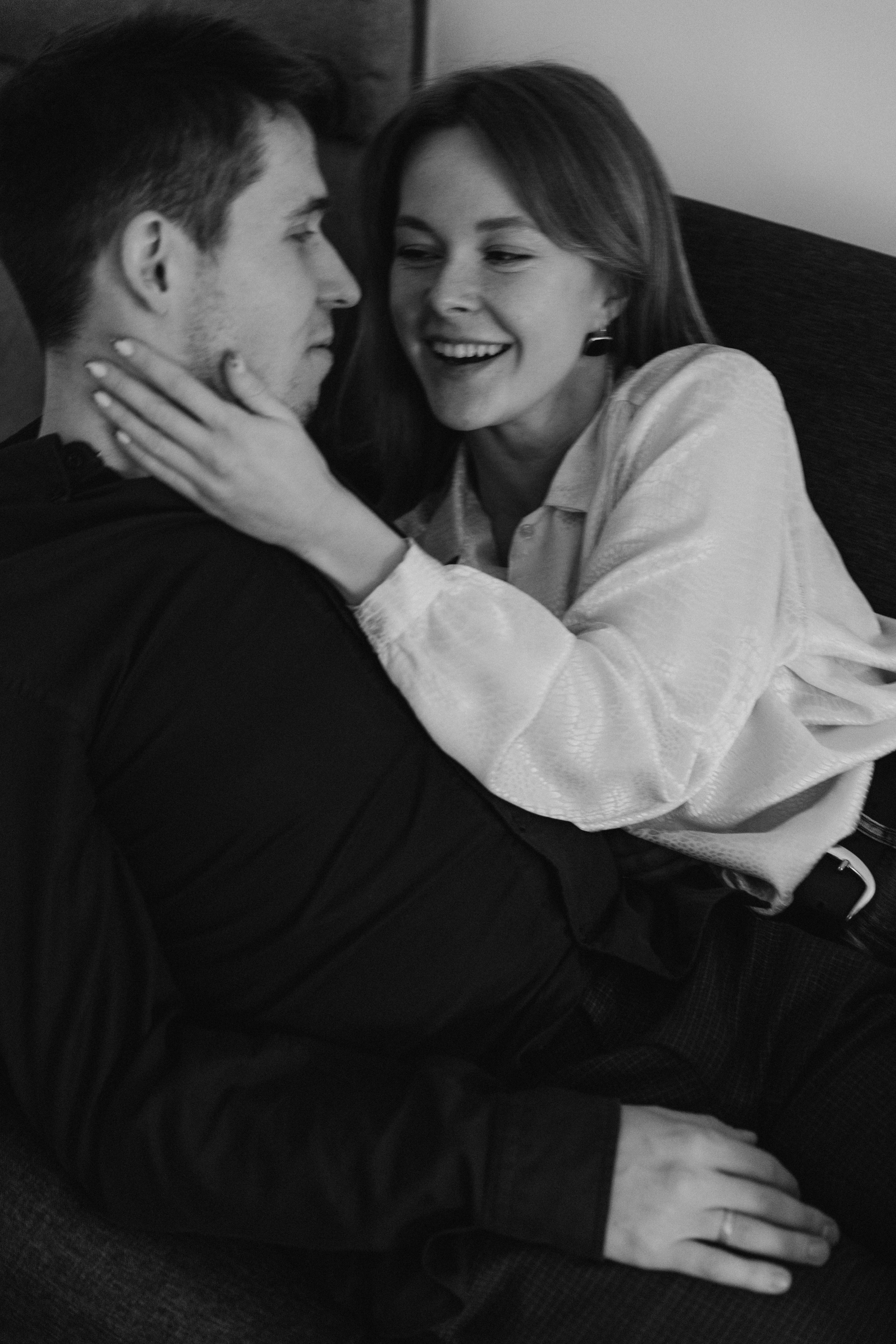 Love comes in the spring. Photographer in Paris