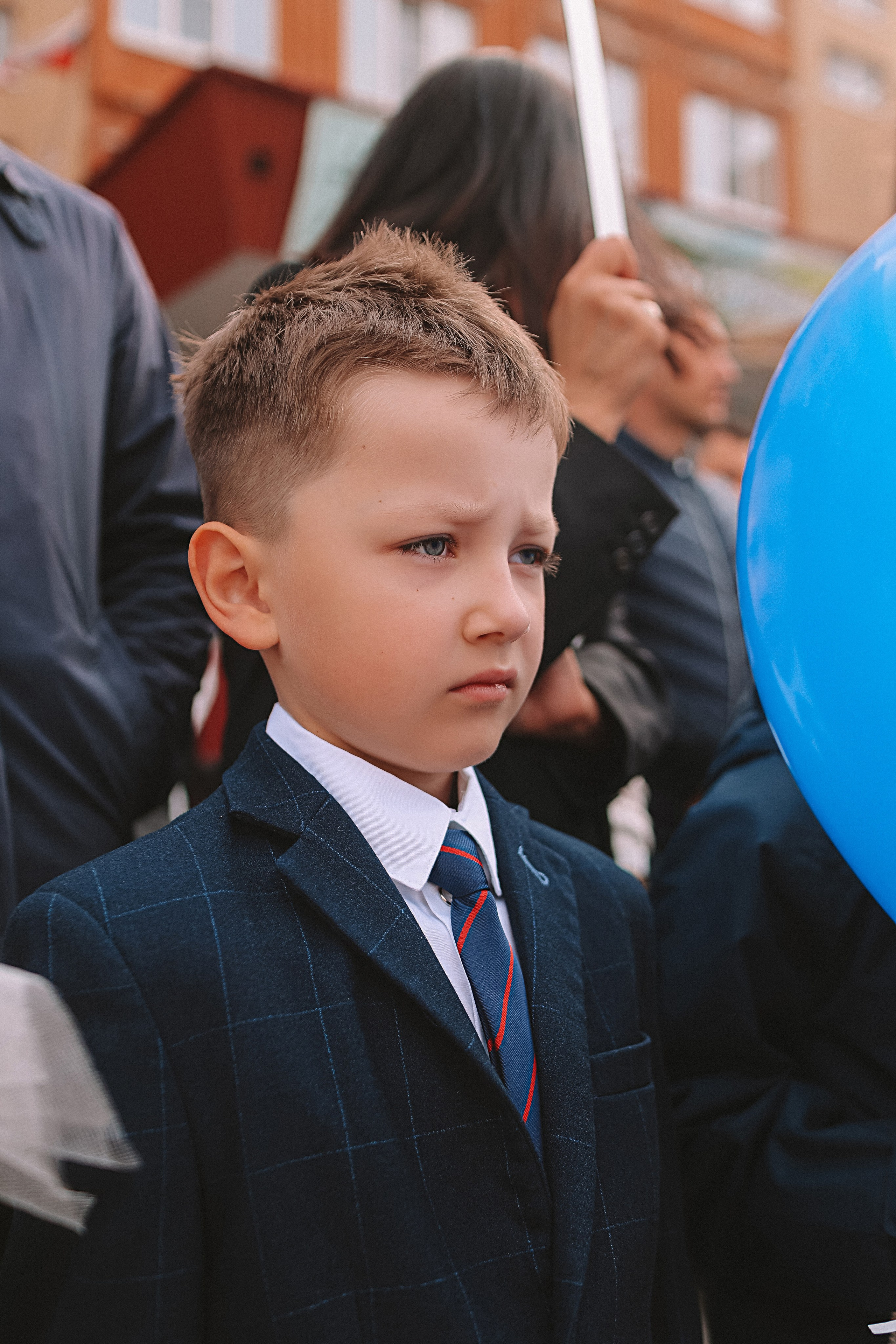 1 сентября линейка+кл час+портреты. Семейный фотограф Тюмень, фотограф на роды Салмина Мария