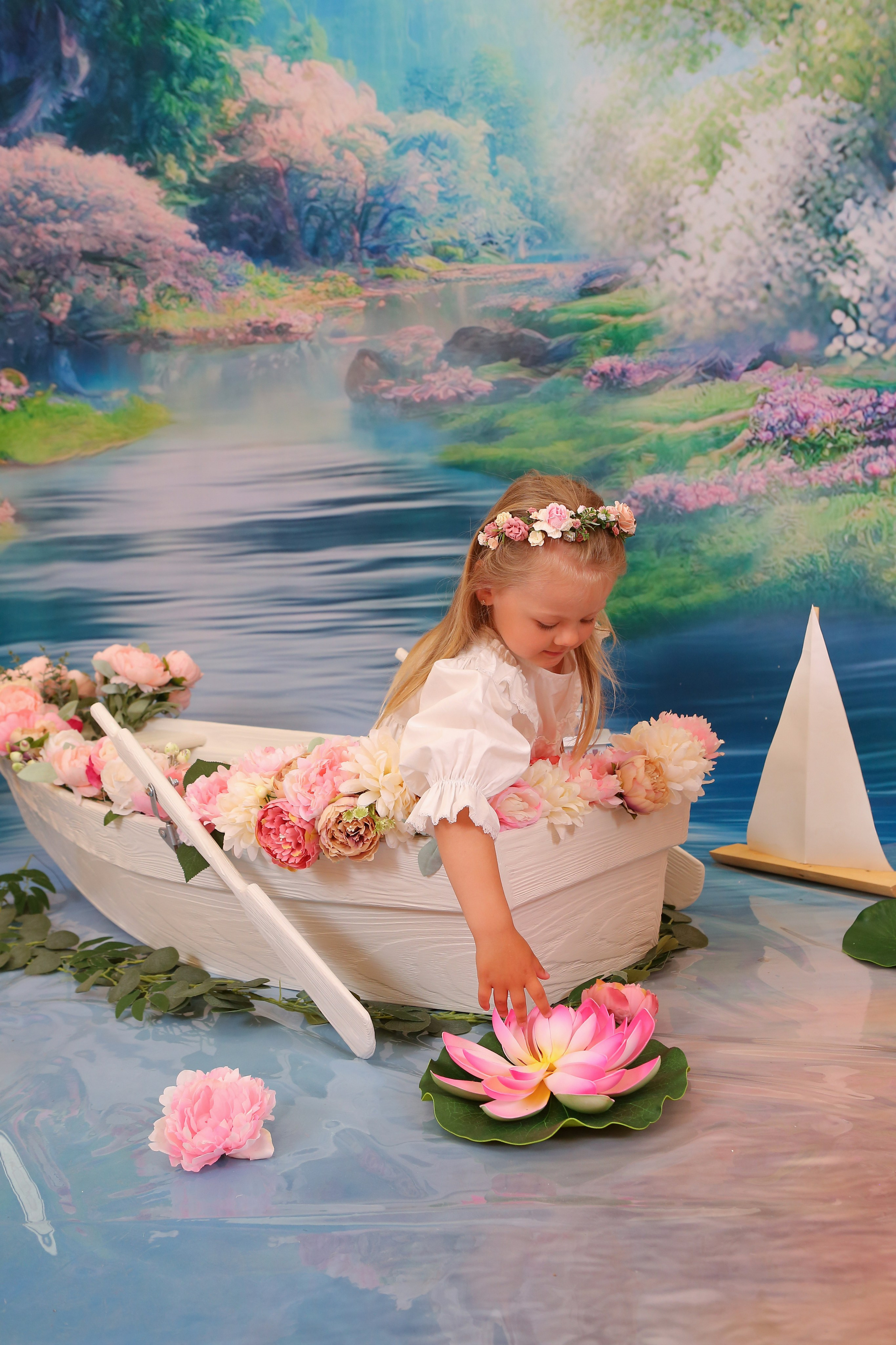 Цветочная лодка. Студия детской и семейной фотографии 12кадров