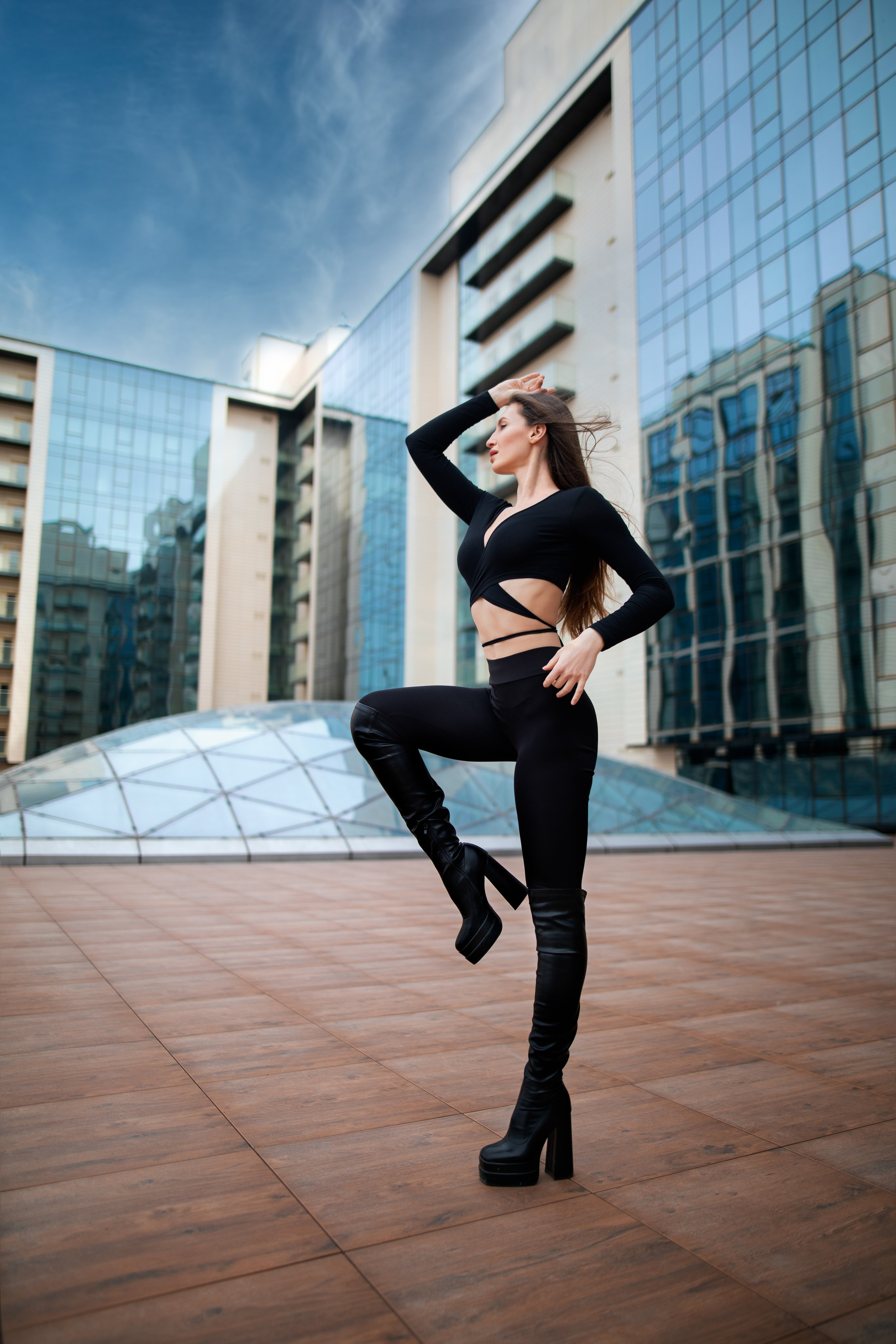 Фотосет с Викторией на крыше бизнес-центра в формате для «себя»