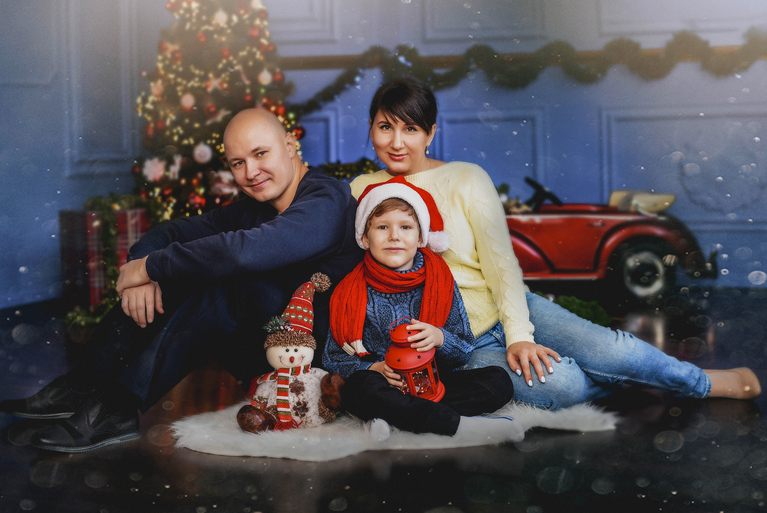 Новогодняя семейная 3. Свадебный, семейный, детский, контент фотограф в Омске Максим Ильин