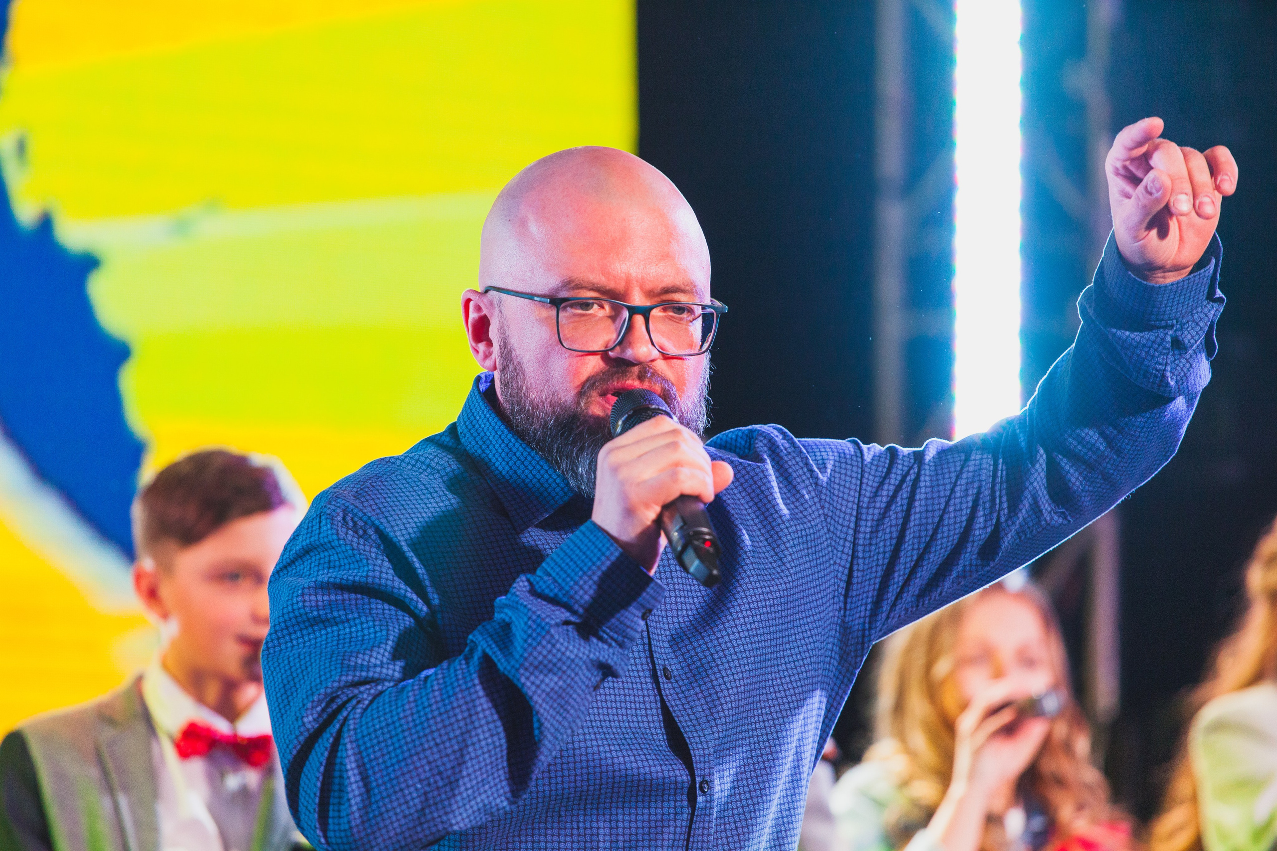 О2ТВ группа СТРАНА. Видеооператор/Фотограф Николай Завьялов