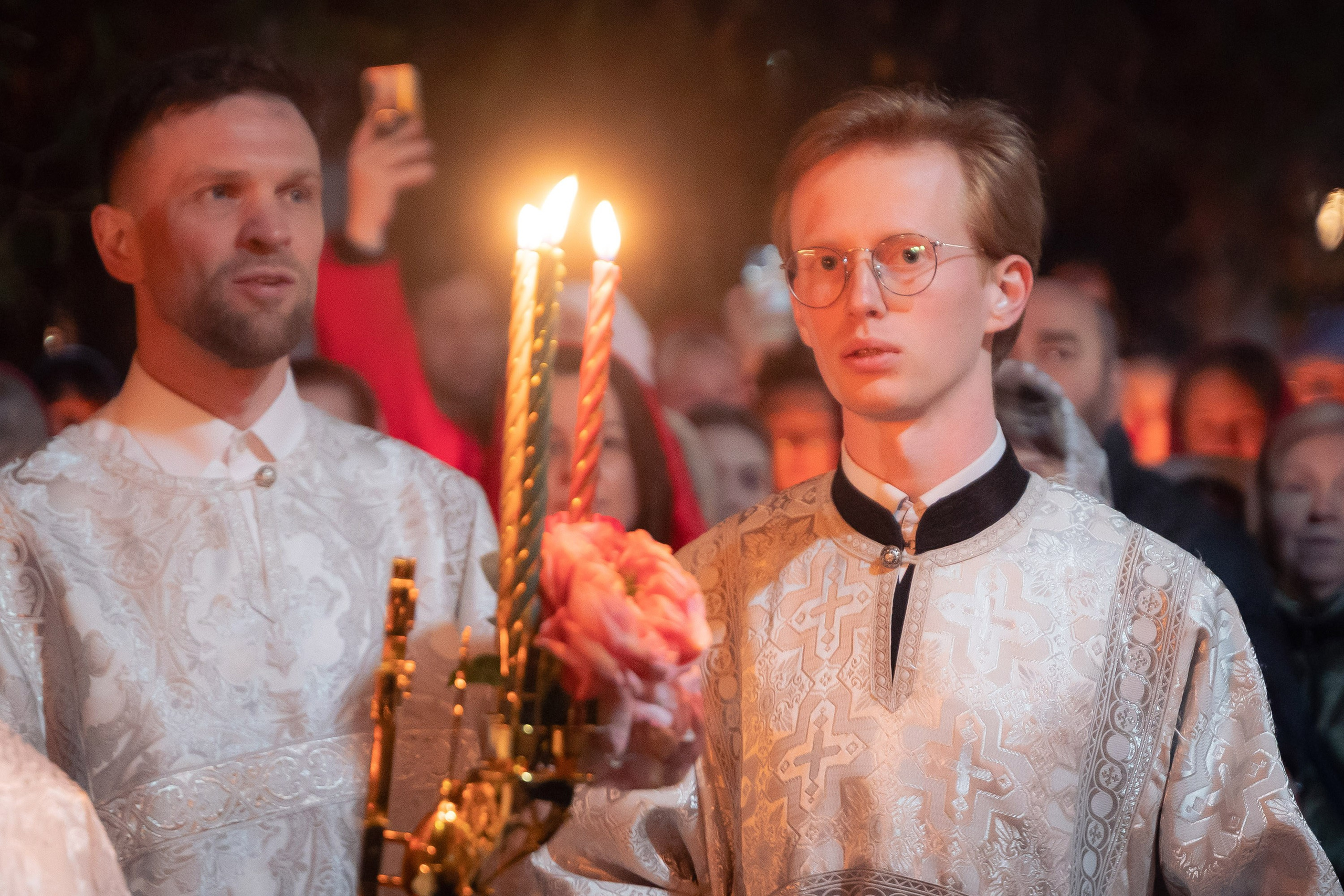 Богородский храм. Пасха. Полунощница, Божественная литургия. Антон и Татьяна Денисенко — В храме