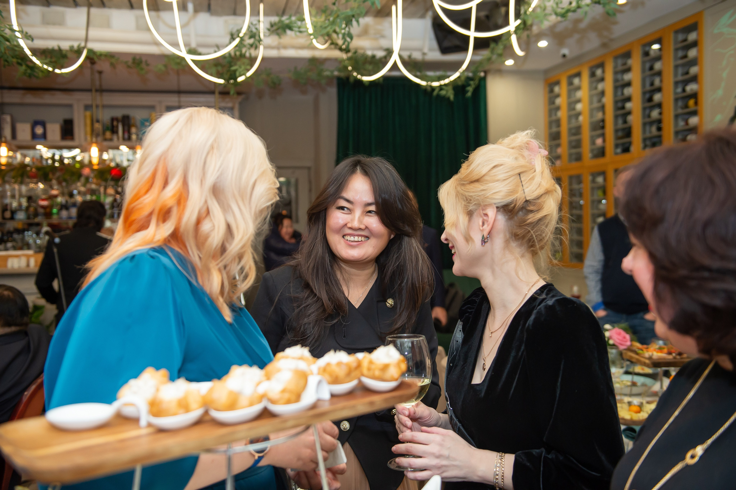 Форумы, корпоративы, мероприятия. Фотограф в Москве Дмитрий Тимошенко
