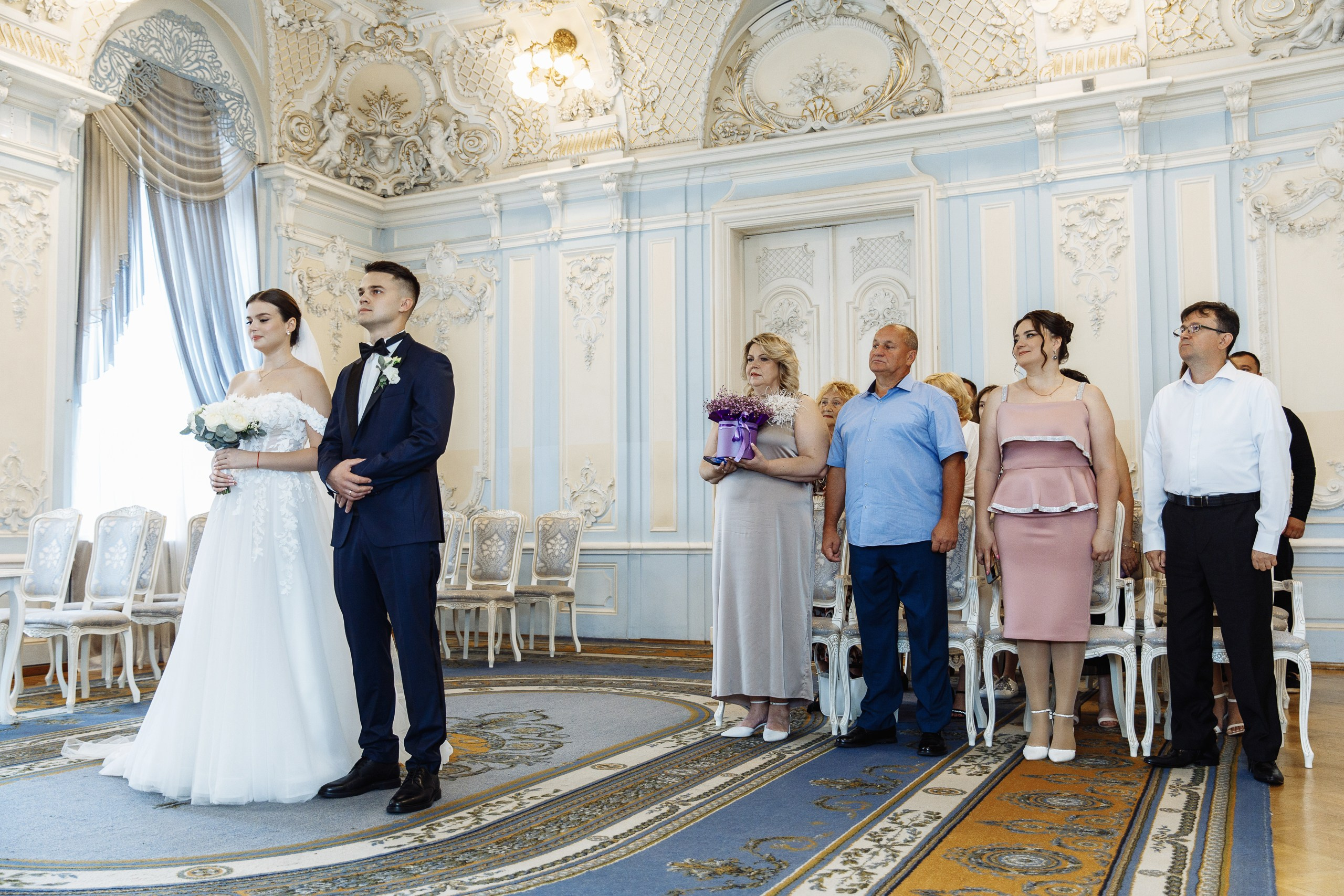 Август в городе. Главная