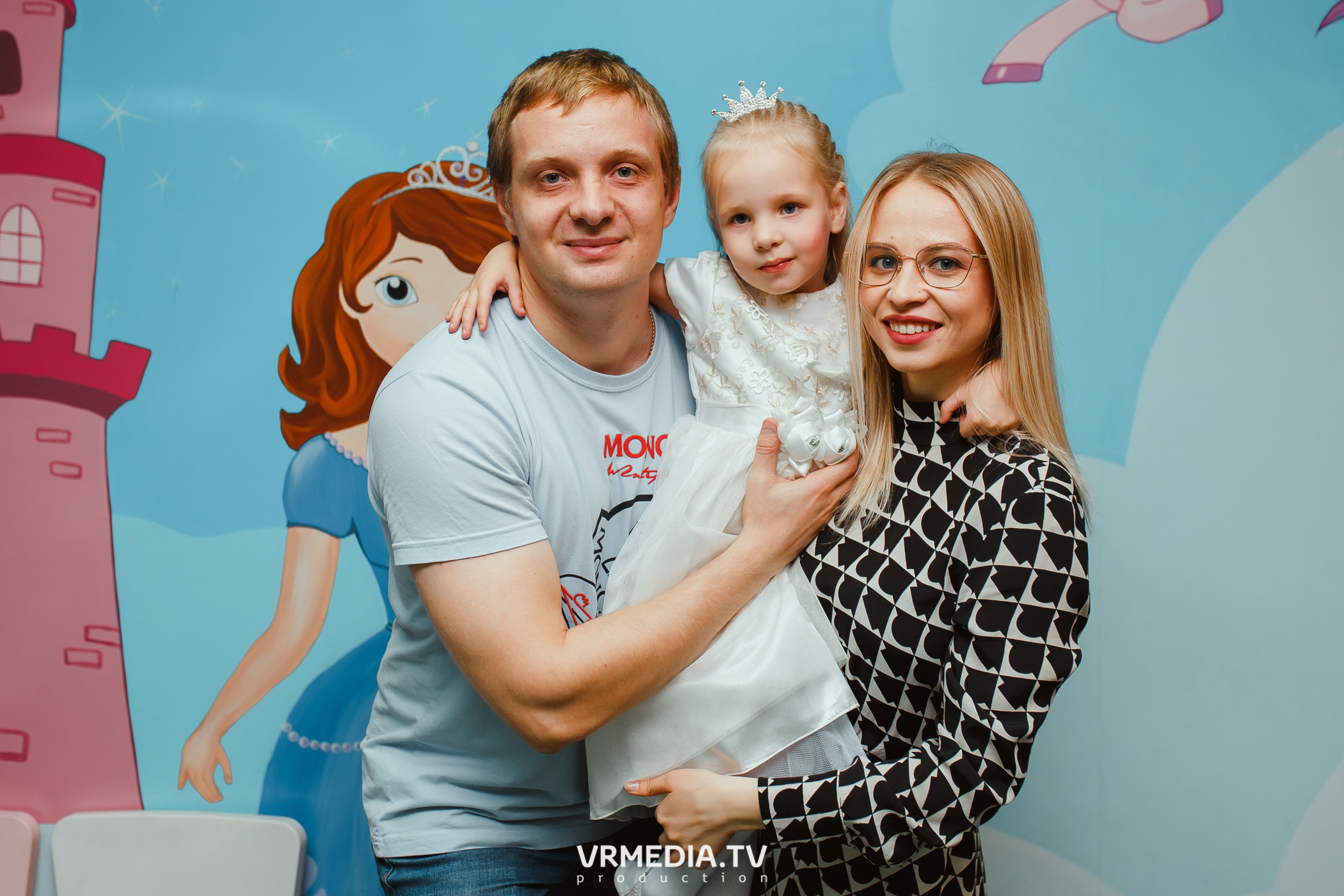 День рождения в «АкунаМатата»