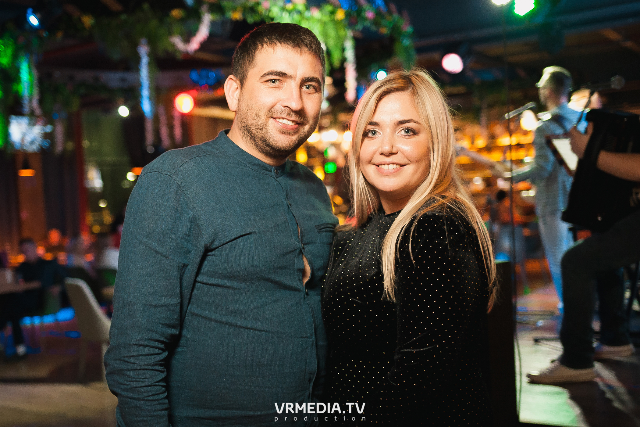 Группа «Коктейль Молотова» в гриль-баре «Жара»