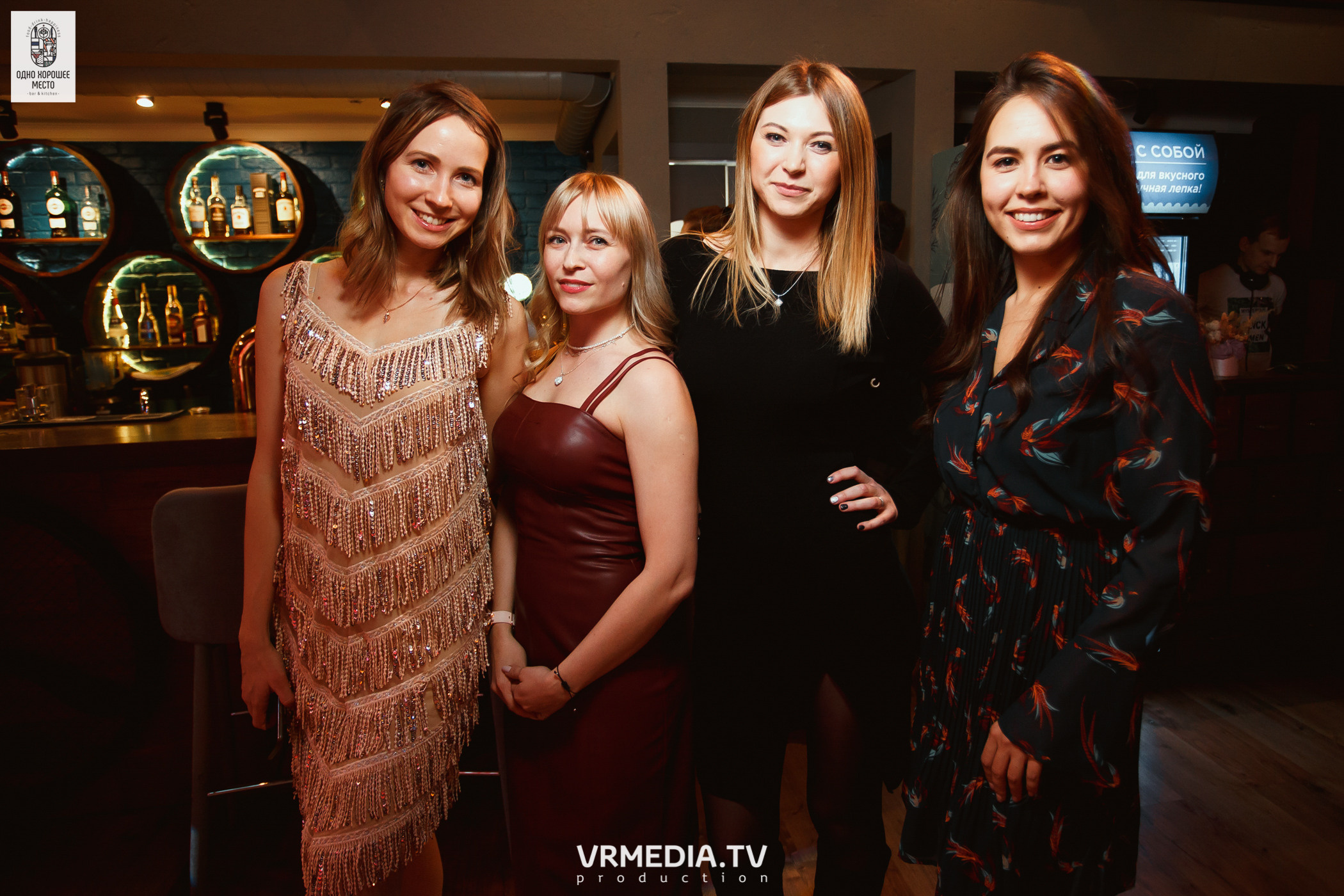 Новогодние корпоративы в ресторане «Одно хорошее место»