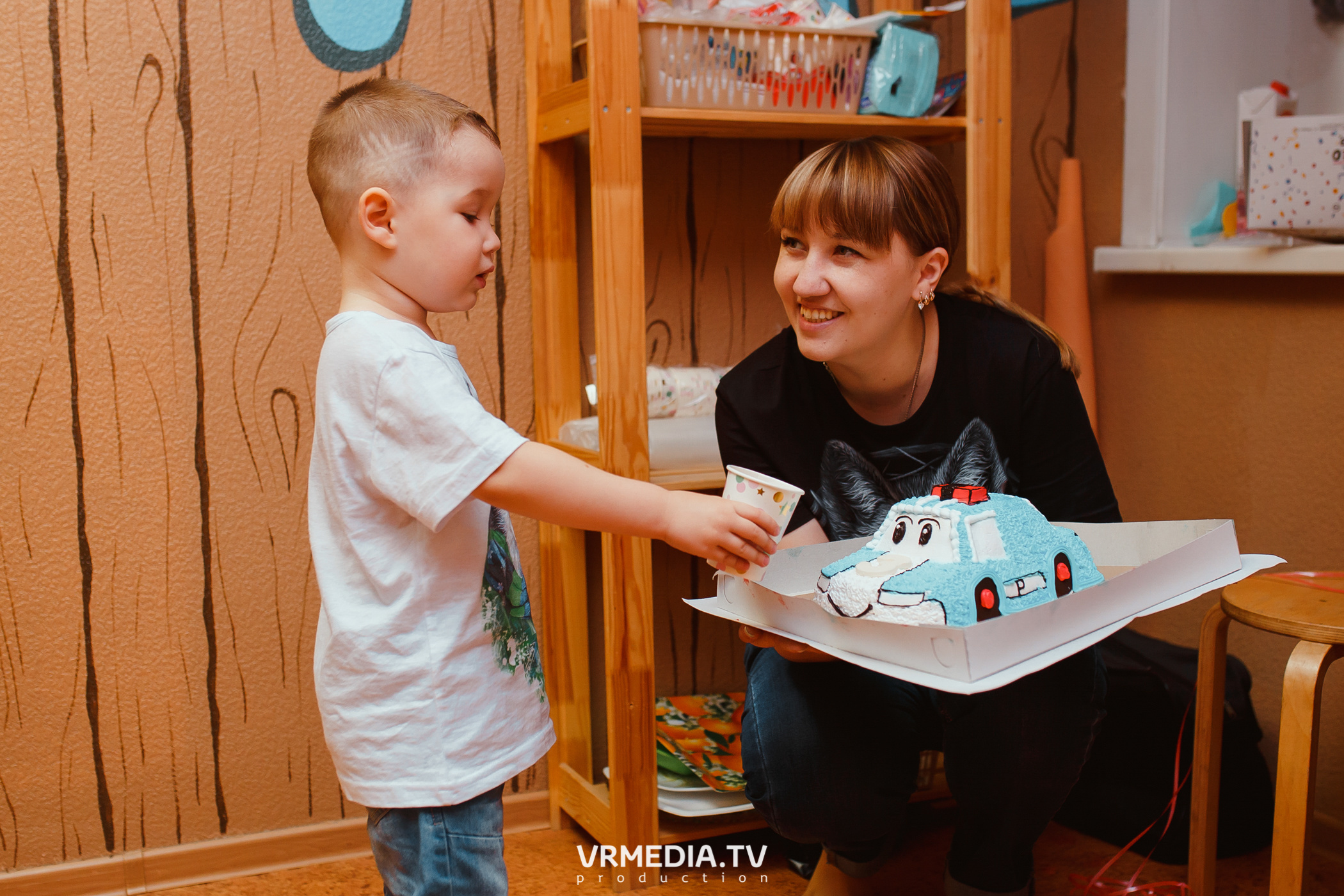 День рождения в «АкунаМатата»