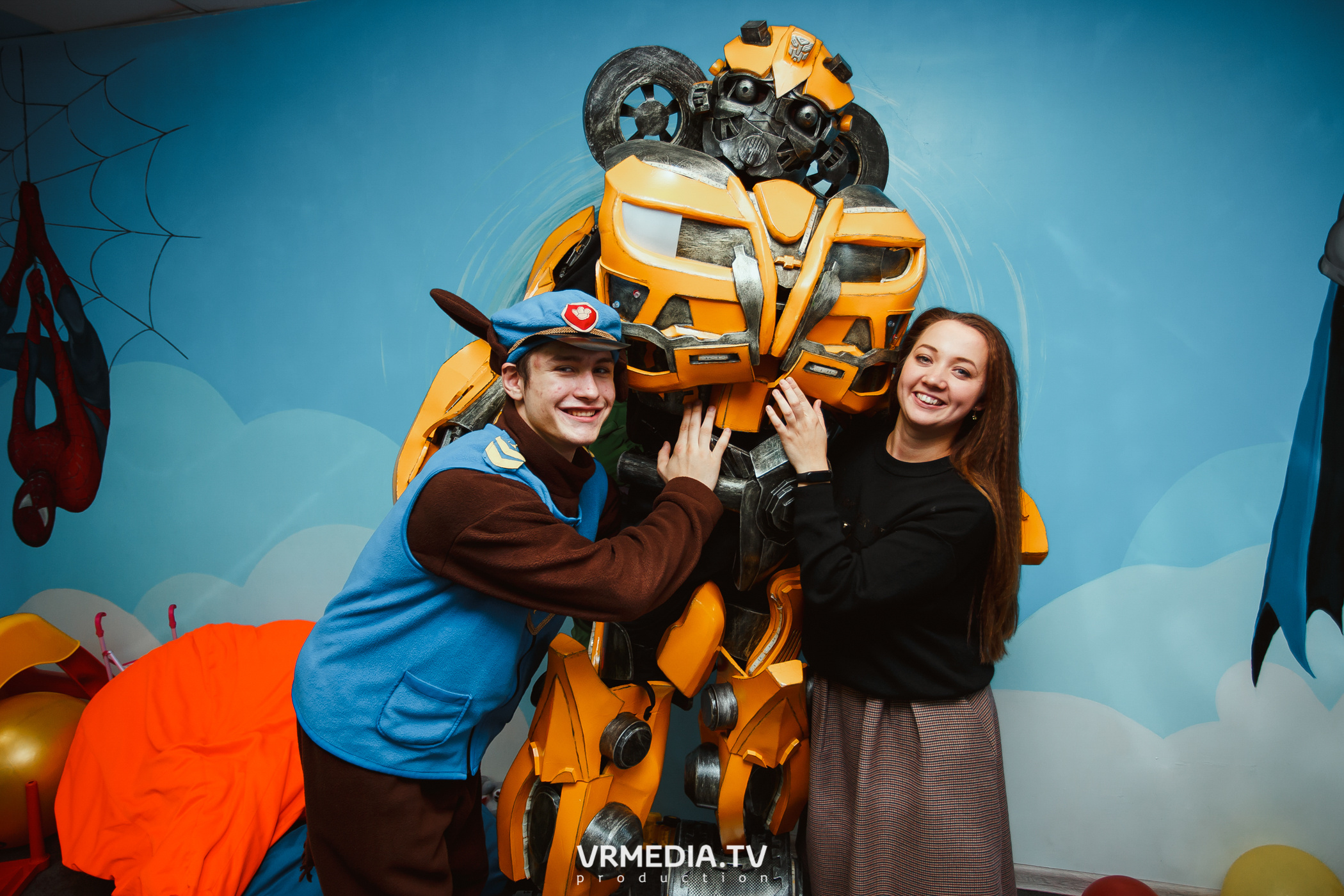 День рождения в «АкунаМатата»