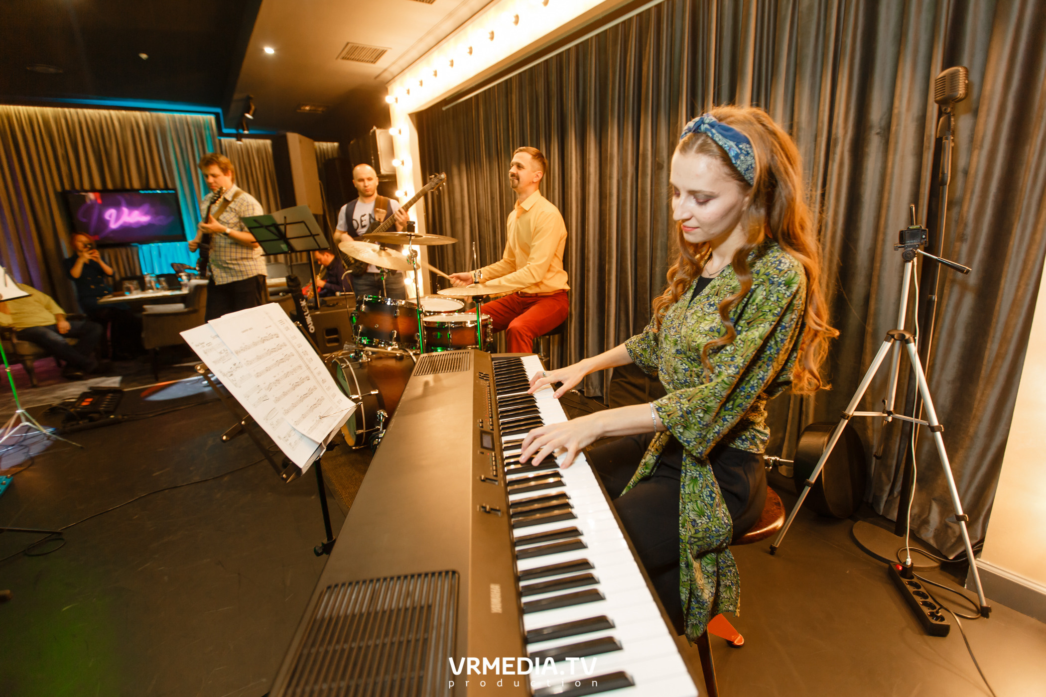 Джазовая среда. JAM SESSION