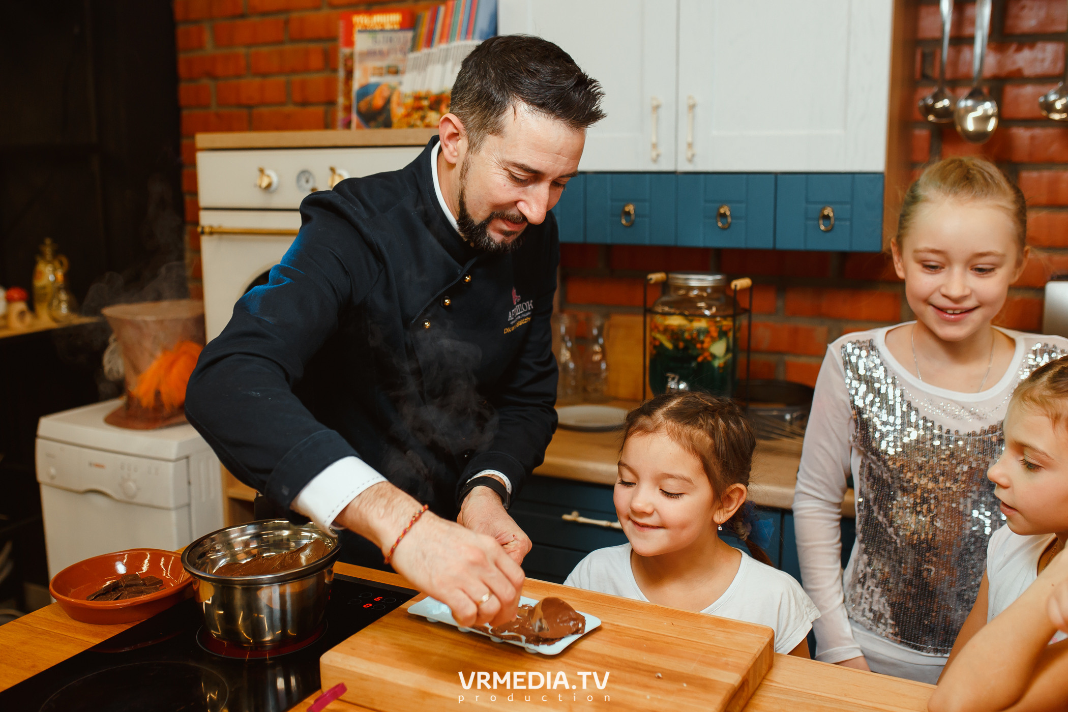 День рождения Лизы Зайцевой в кулинарной студии «Артишок»