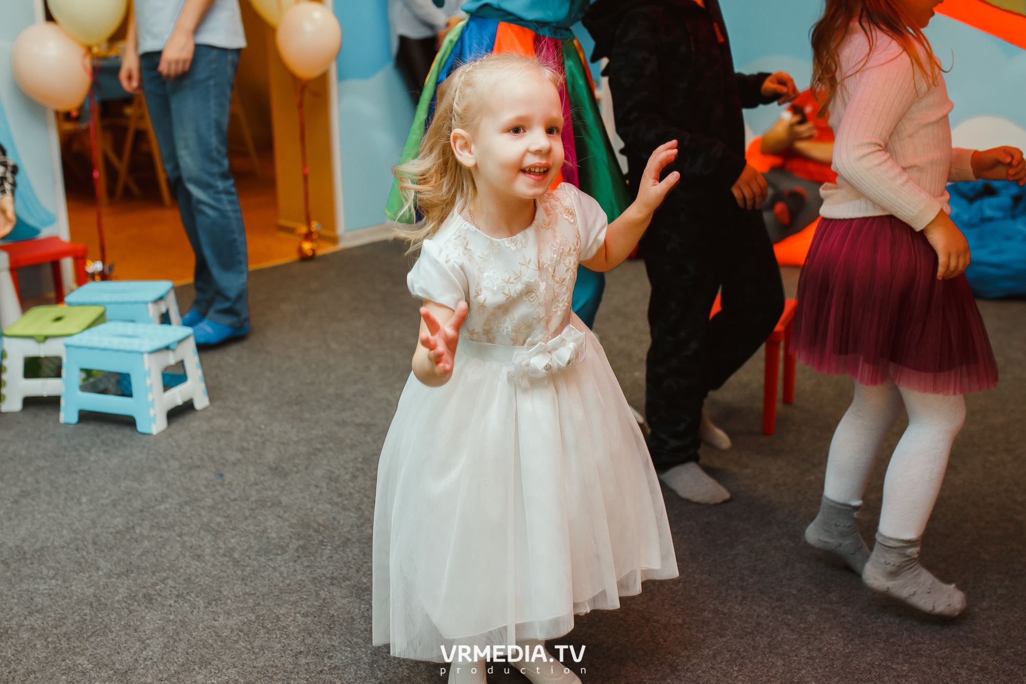 День рождения в «АкунаМатата»