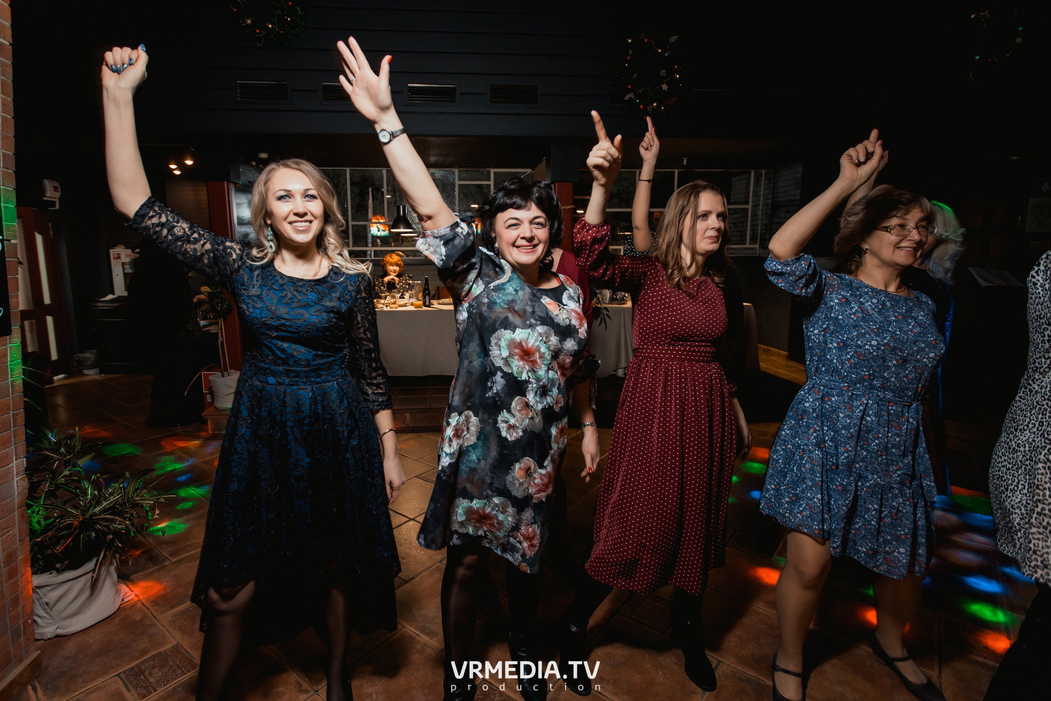 Новогодний вечер в ресторане «Volna»