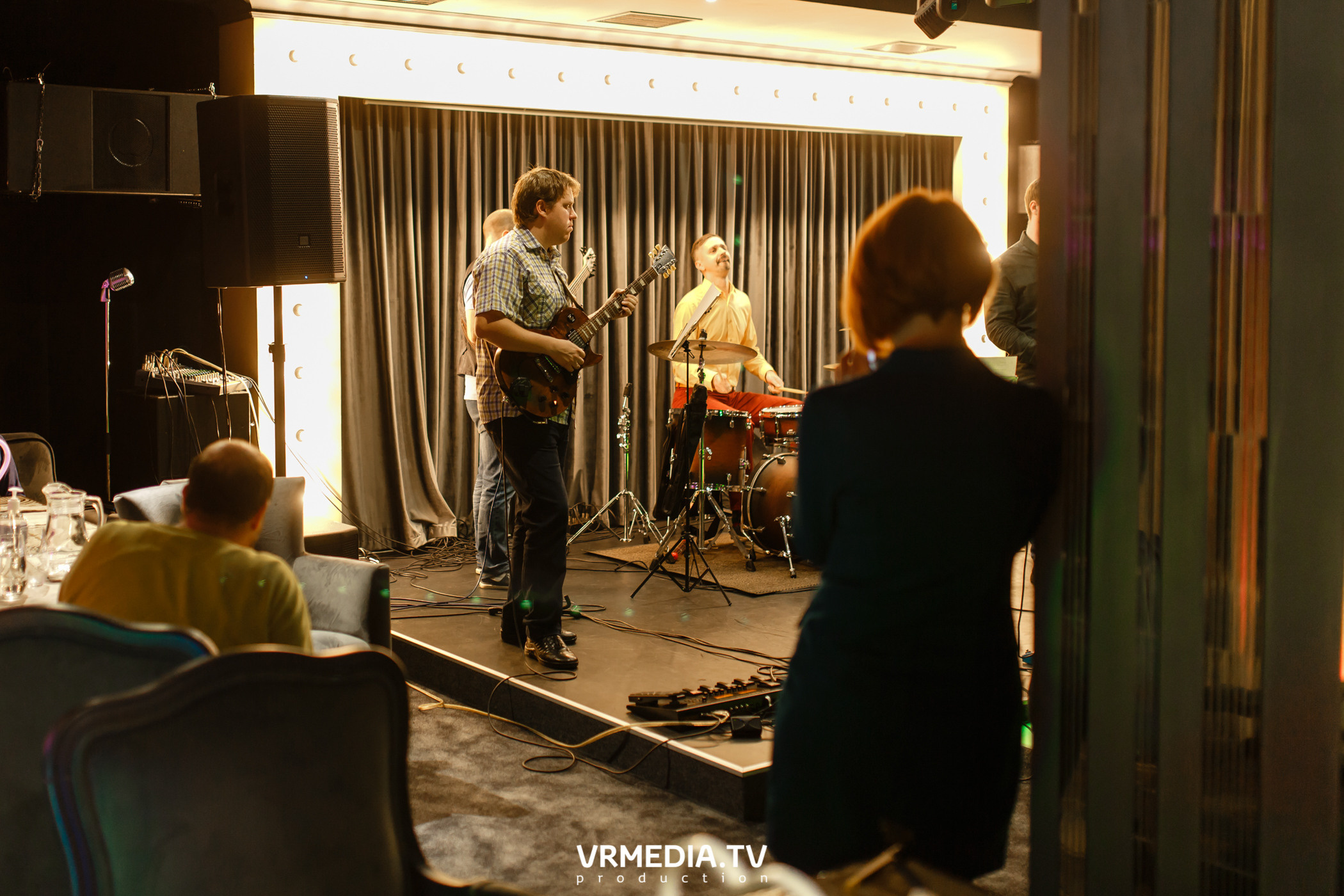 Джазовая среда. JAM SESSION